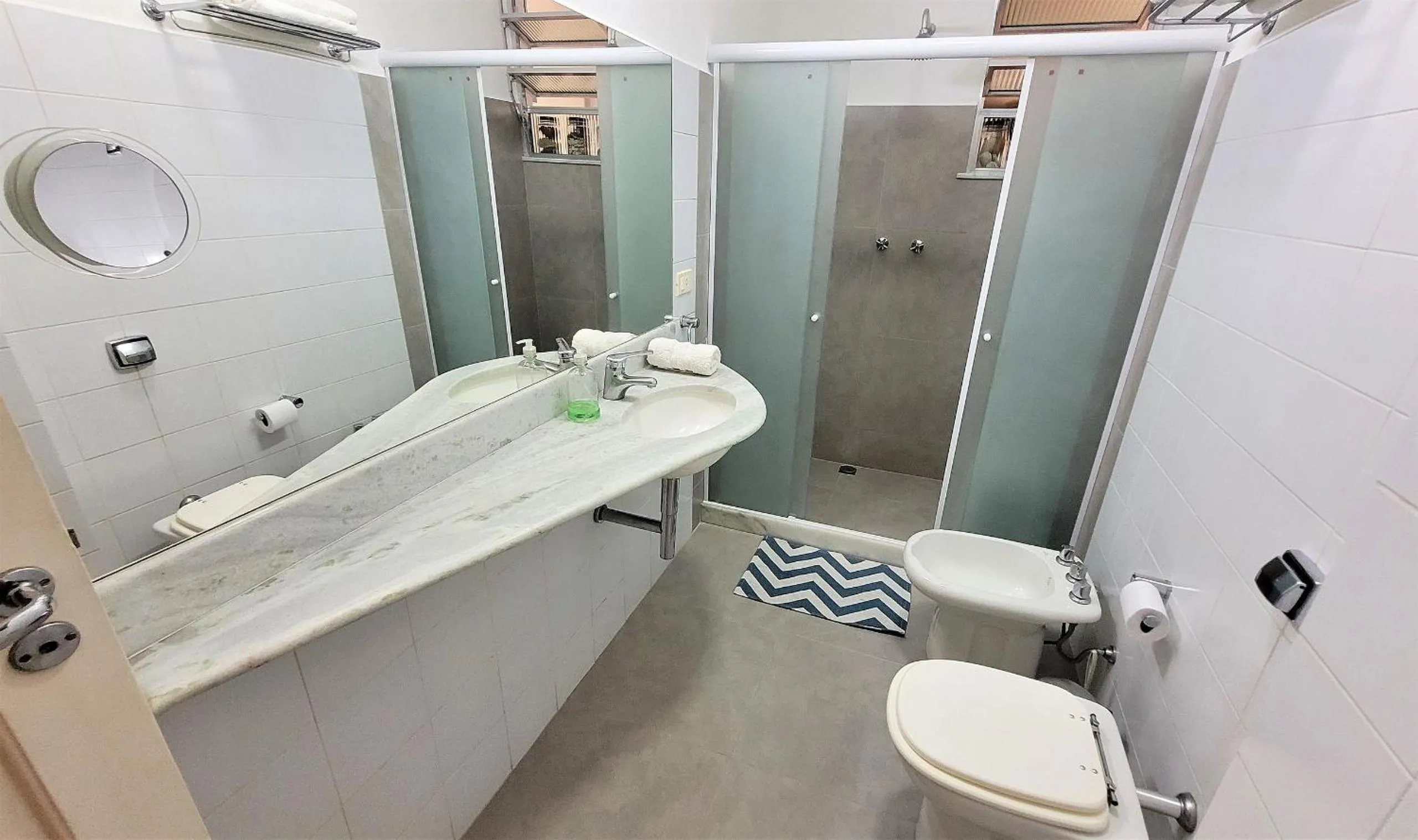 Bathroom in RIO DE JANEIRO - LEBLON BEACH