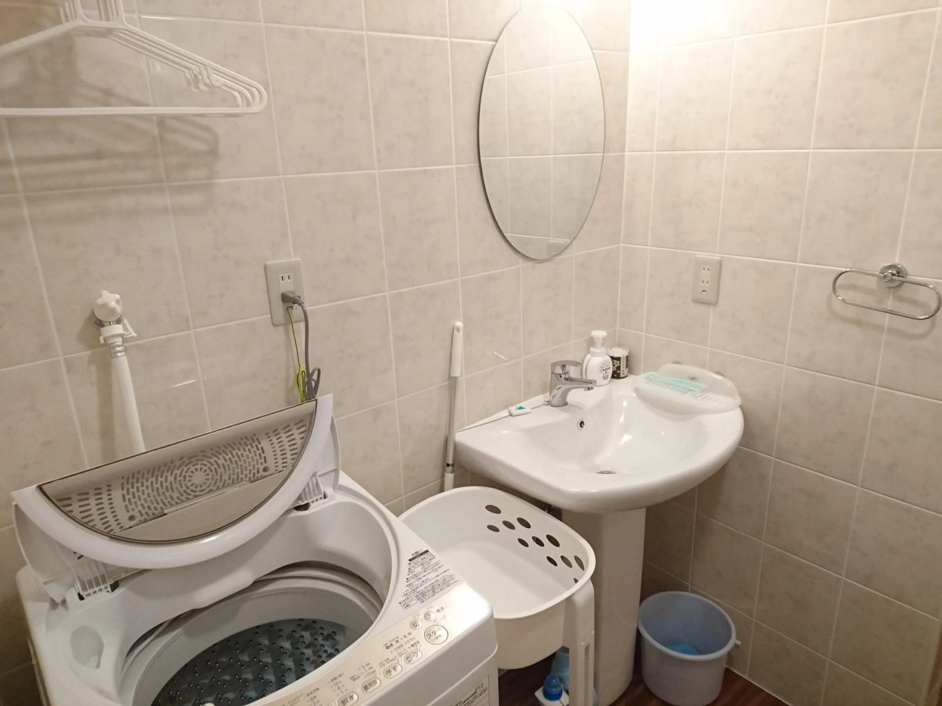 Area and facilities in Kaeruya