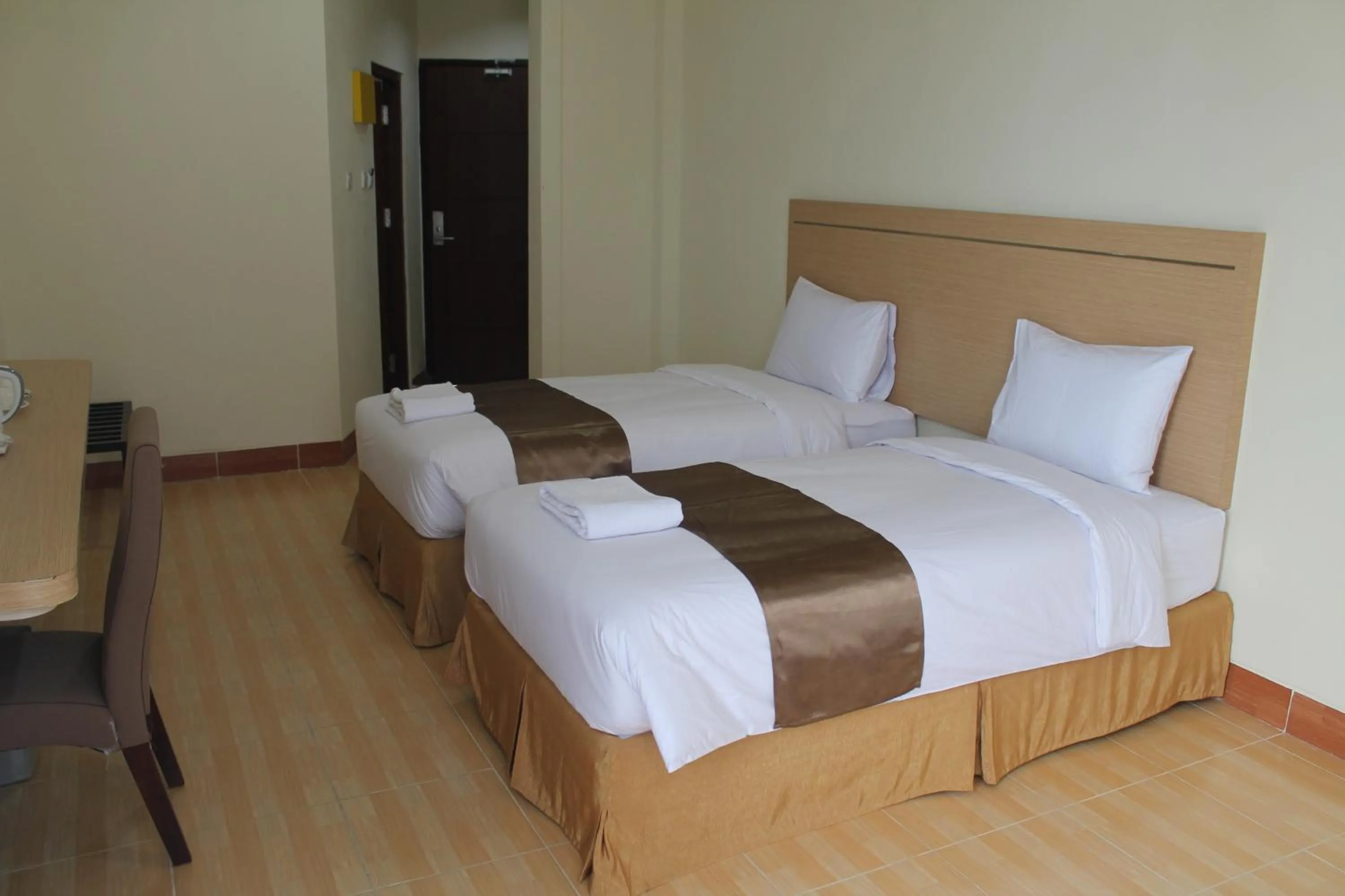 Bedroom, Bed in Revayah Hotels