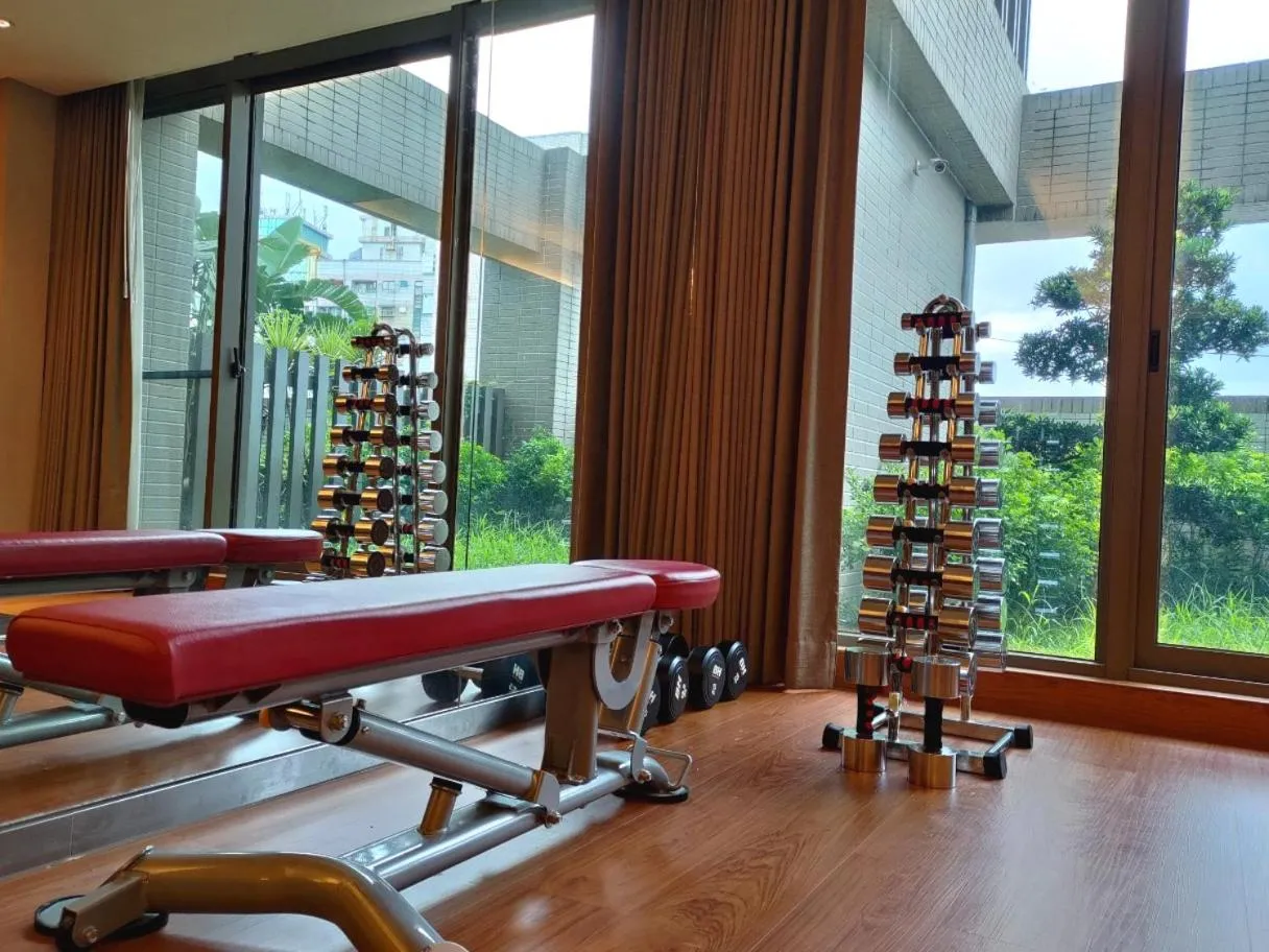 Fitness centre/facilities in Walden Hotel