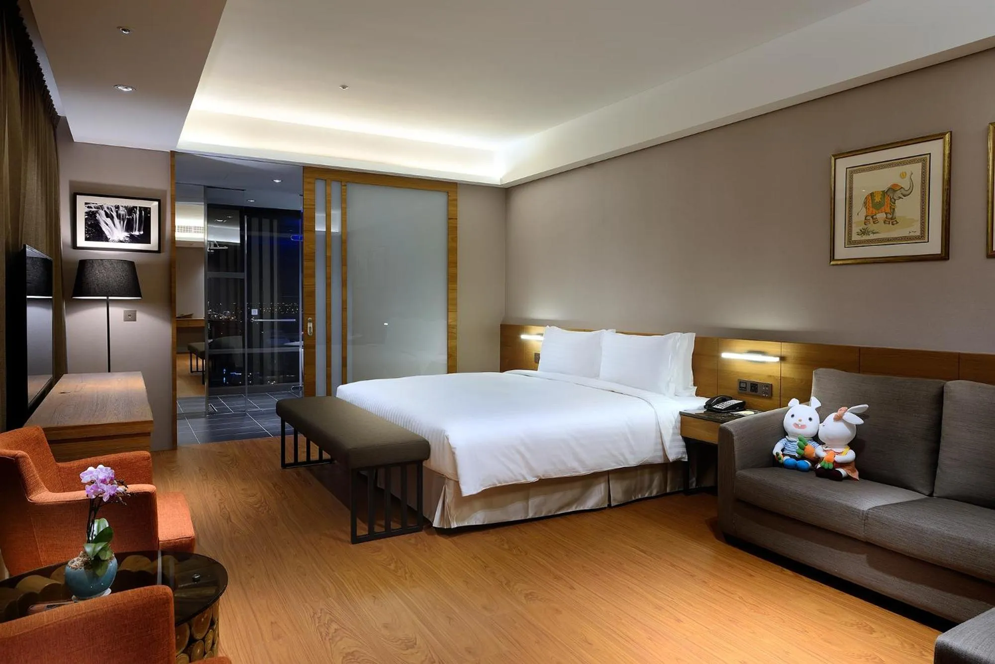 bunk bed, Bed in Walden Hotel