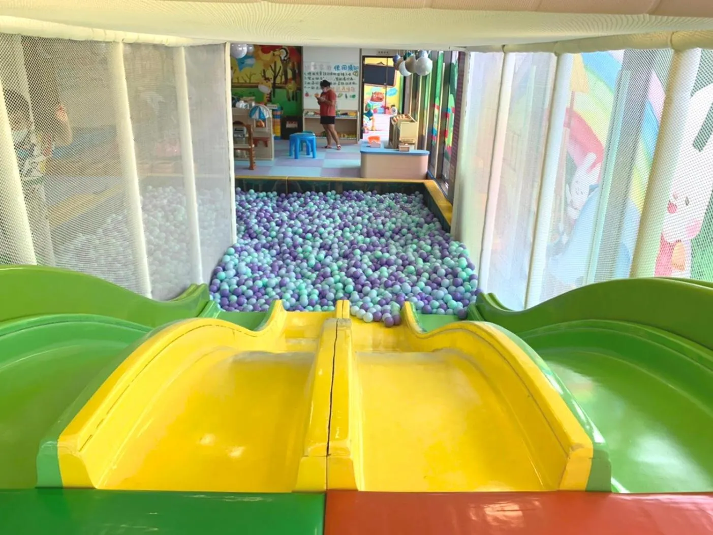 Children play ground in Walden Hotel