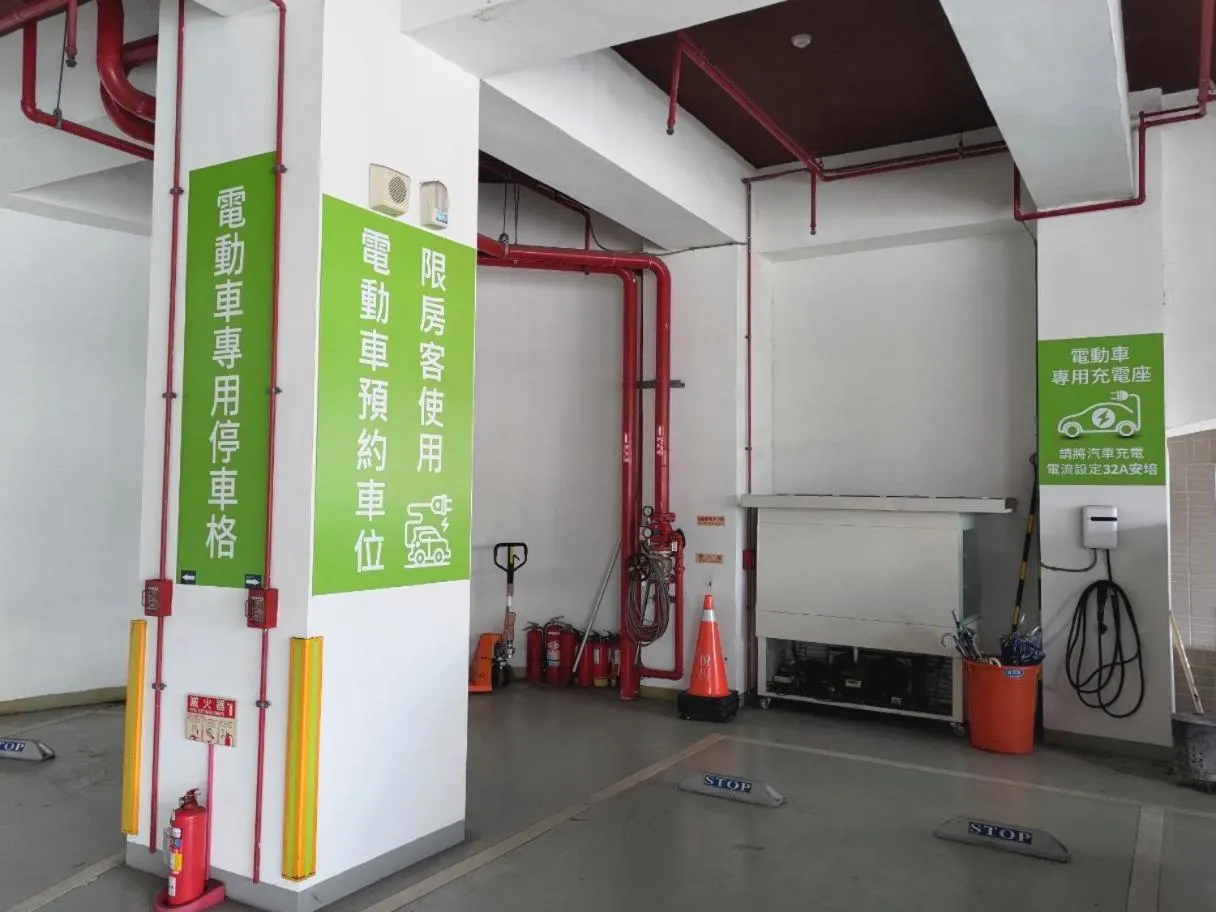 Parking in Walden Hotel