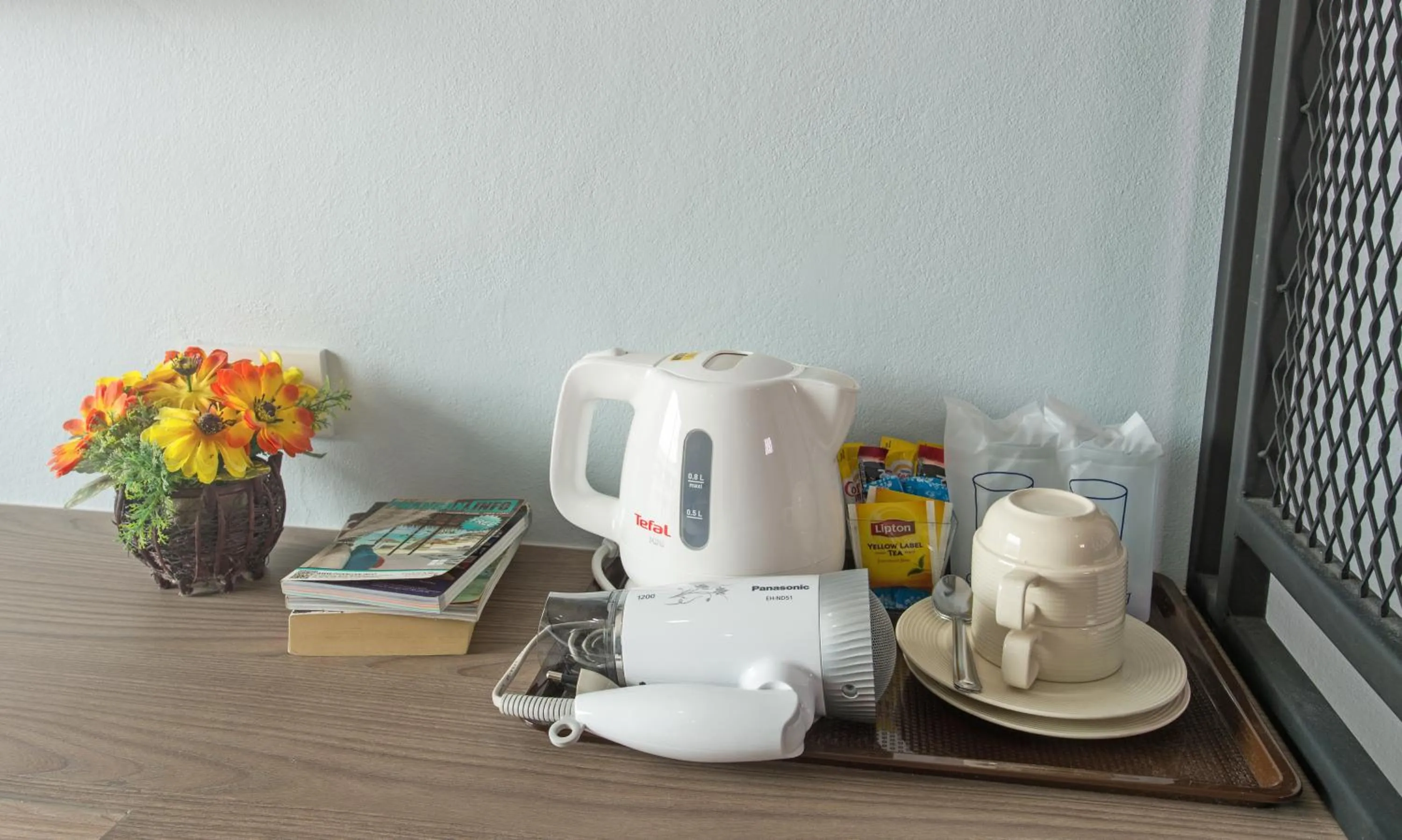 Coffee/tea facilities in Lada Krabi Express