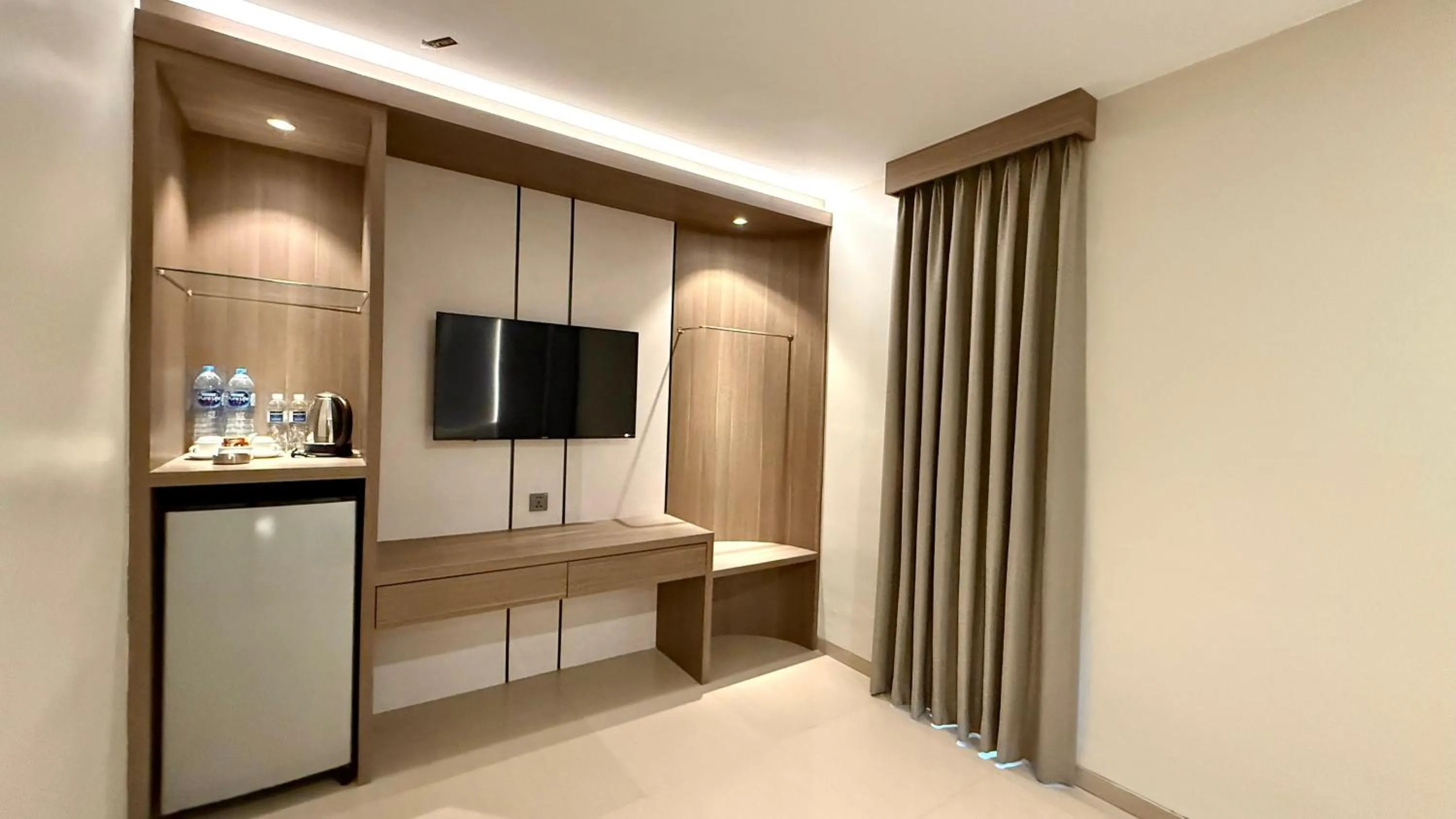 TV and multimedia in Barelang Hotel Nagoya Batam