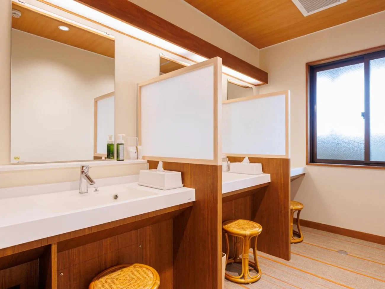 Hot Spring Bath in Ryotei Jyusouya