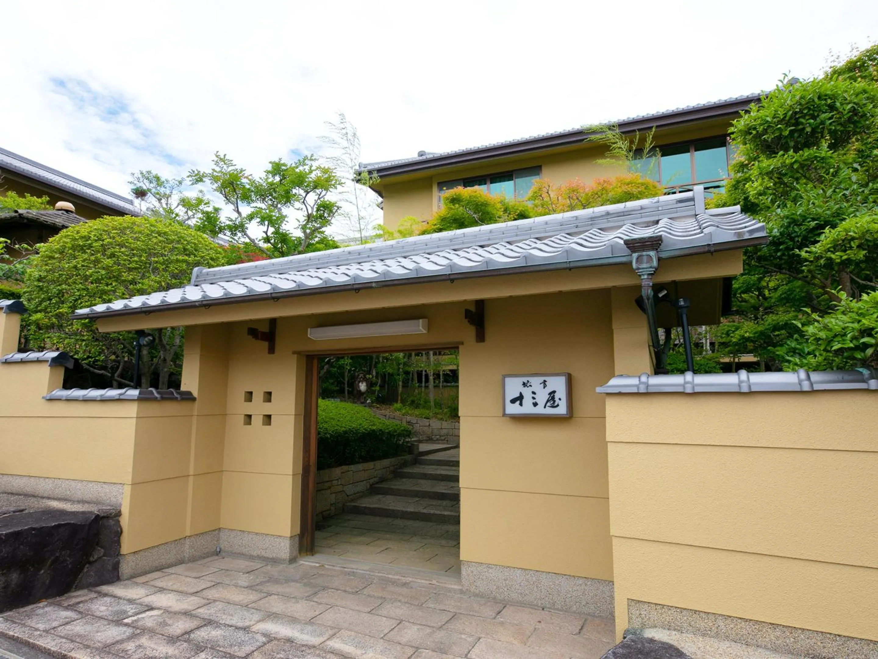 Property building in Ryotei Jyusouya