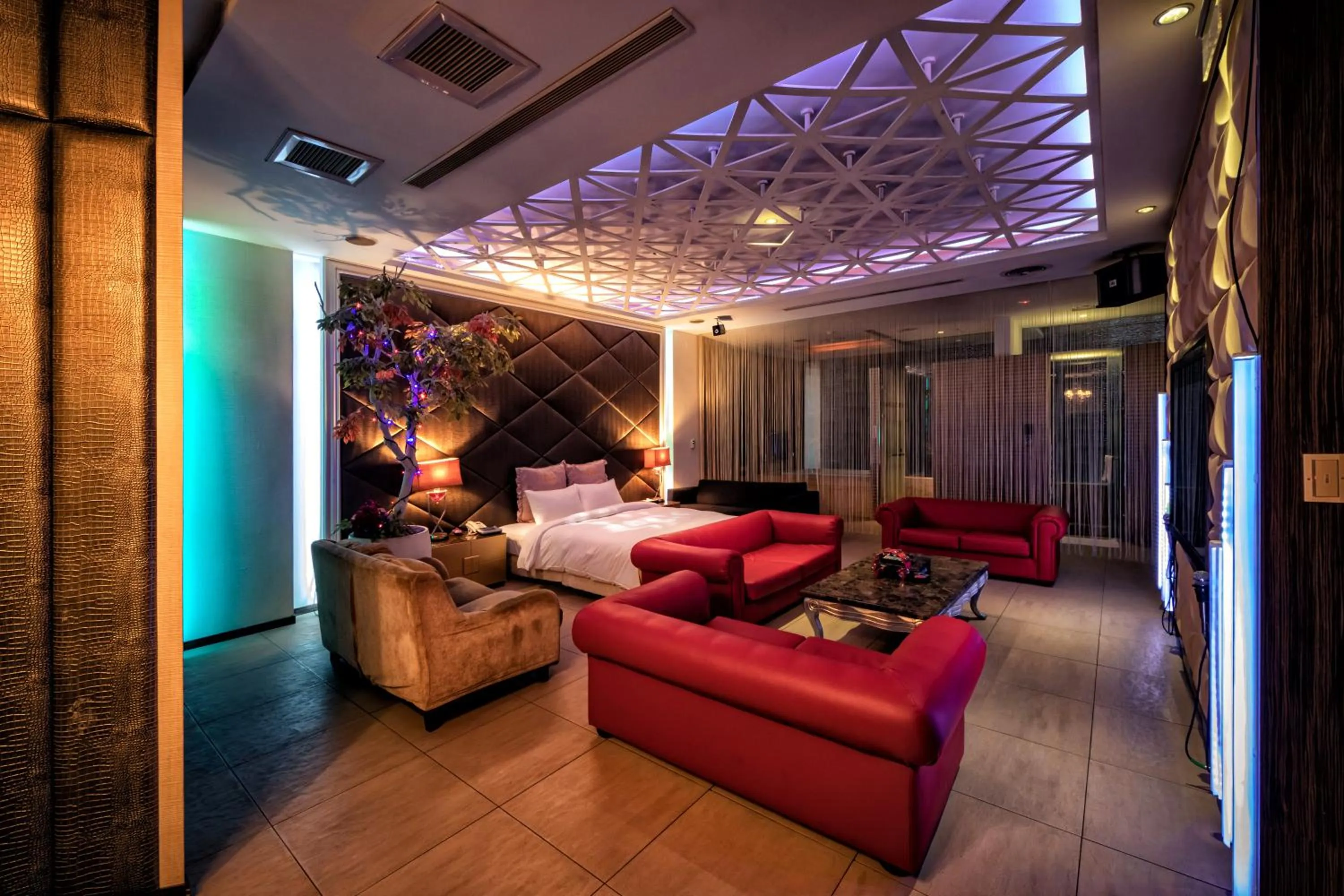 TV and multimedia in Bali Motel - Zhongli