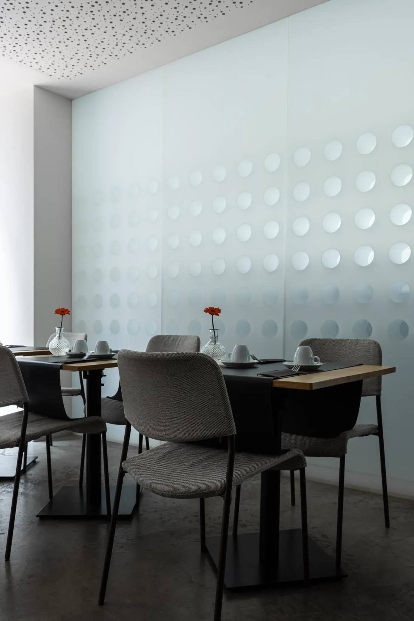 Dining area in Hotel Saint Sauveur by WP Hotels