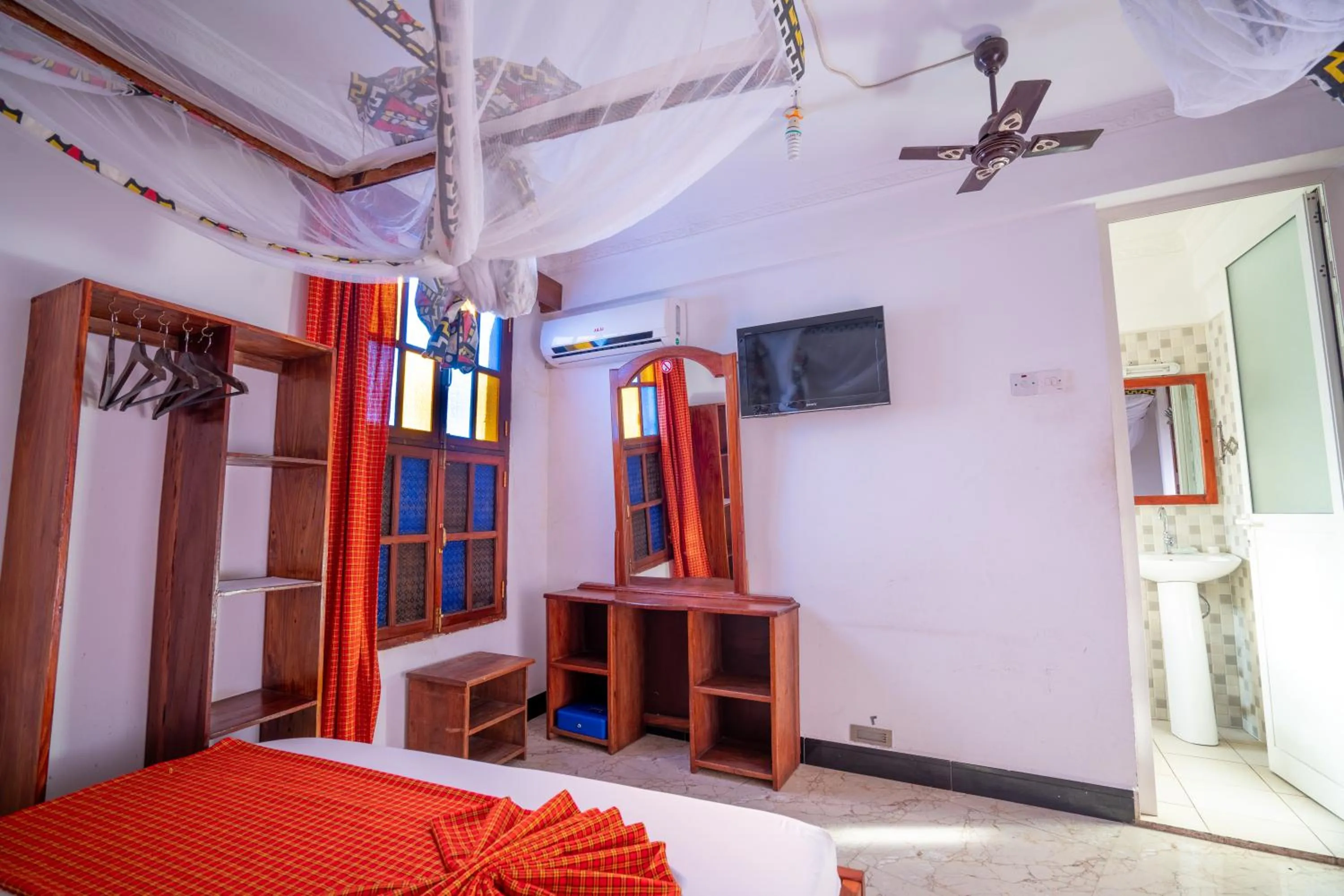 Bed in Stonetown View Hotel