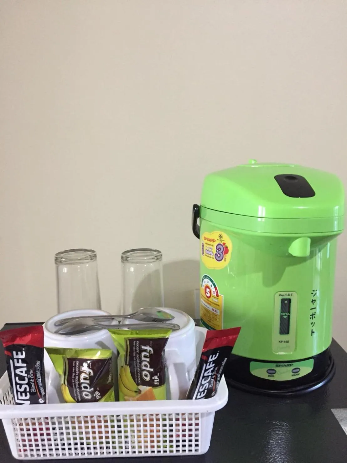 Coffee/tea facilities in Connect Apartment