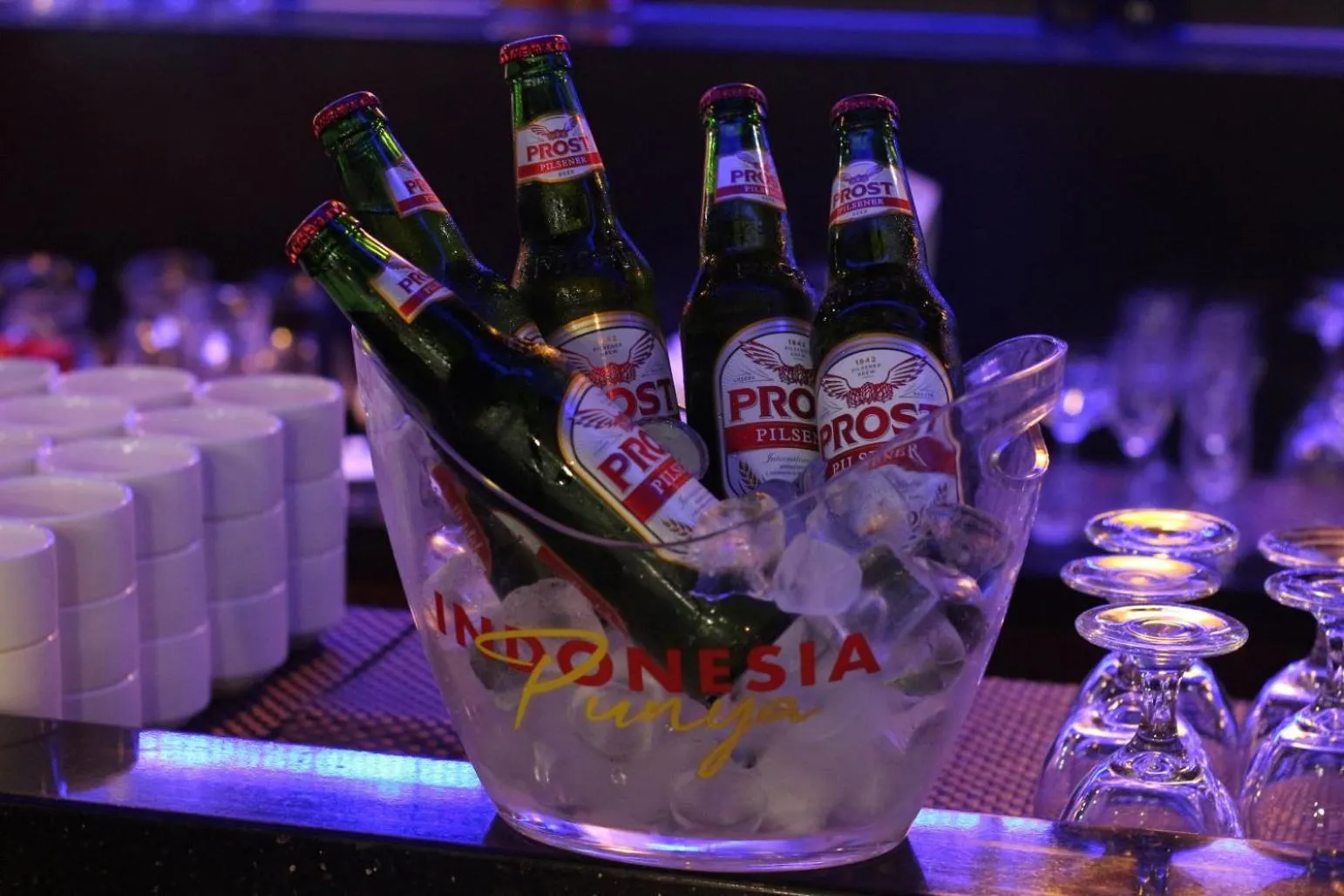 Drinks in Forbis Hotel