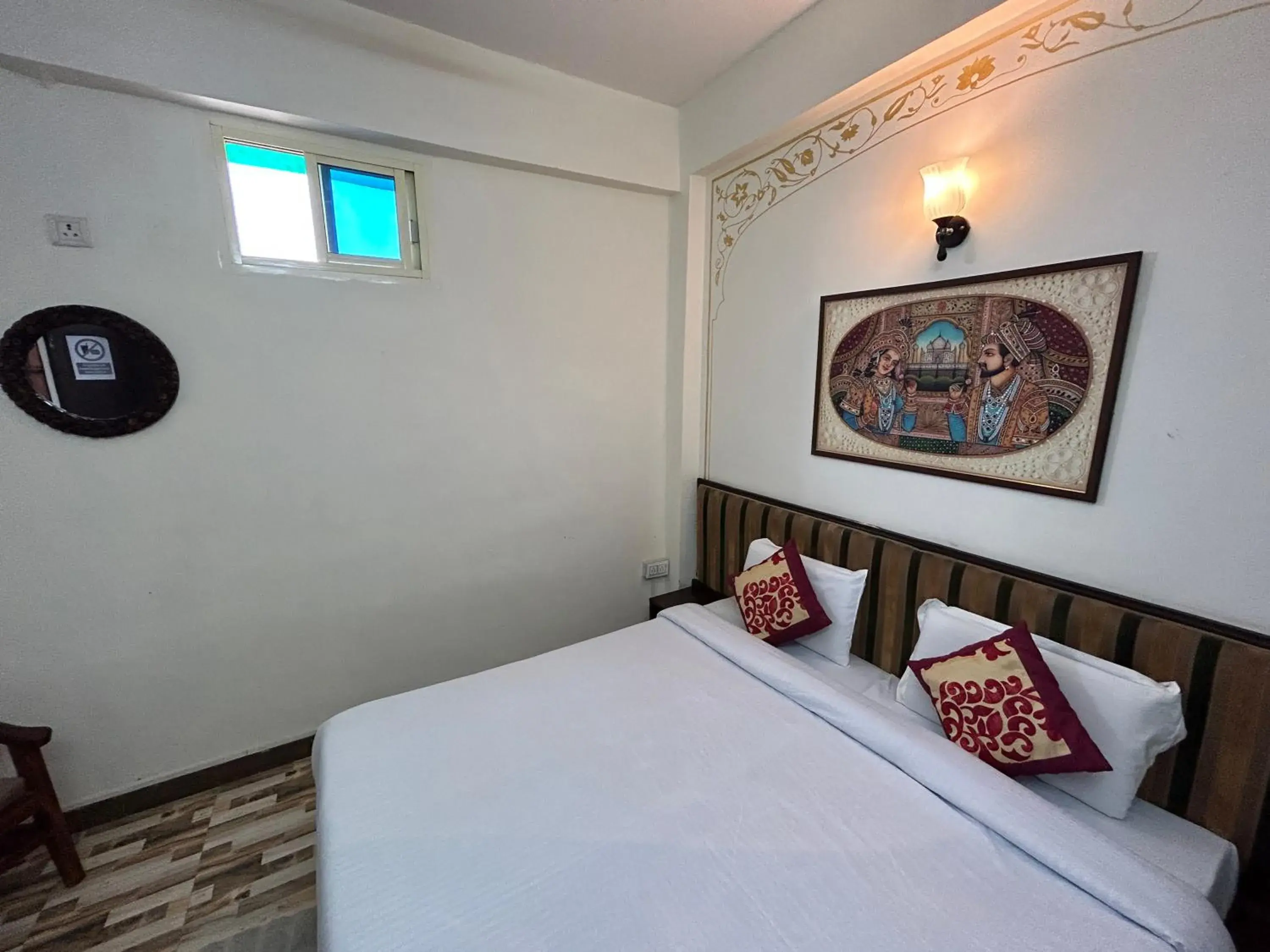 Standard Double or Twin Room in Max Guest House Standard Double or Twin Room in Max Guest House