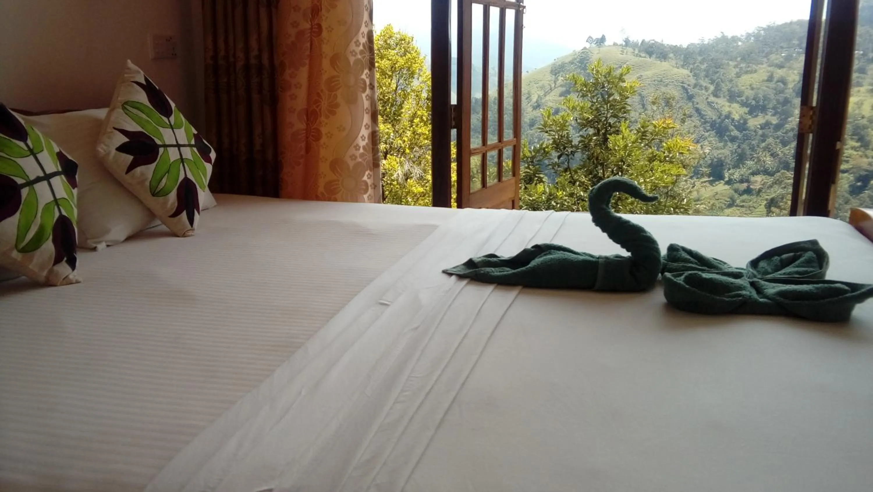 Natural landscape, Bed in Daban Homestay Ella