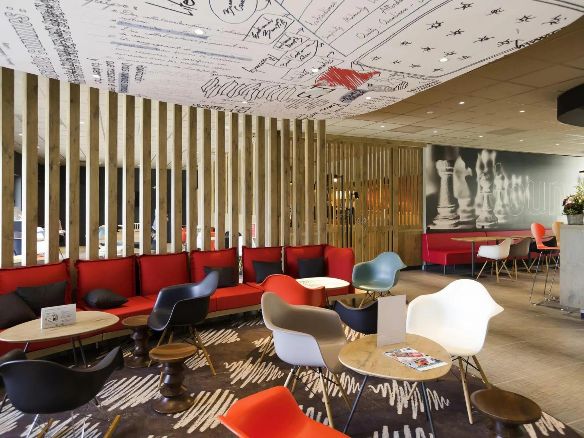 Lounge or bar in Ibis Wavre Brussels East