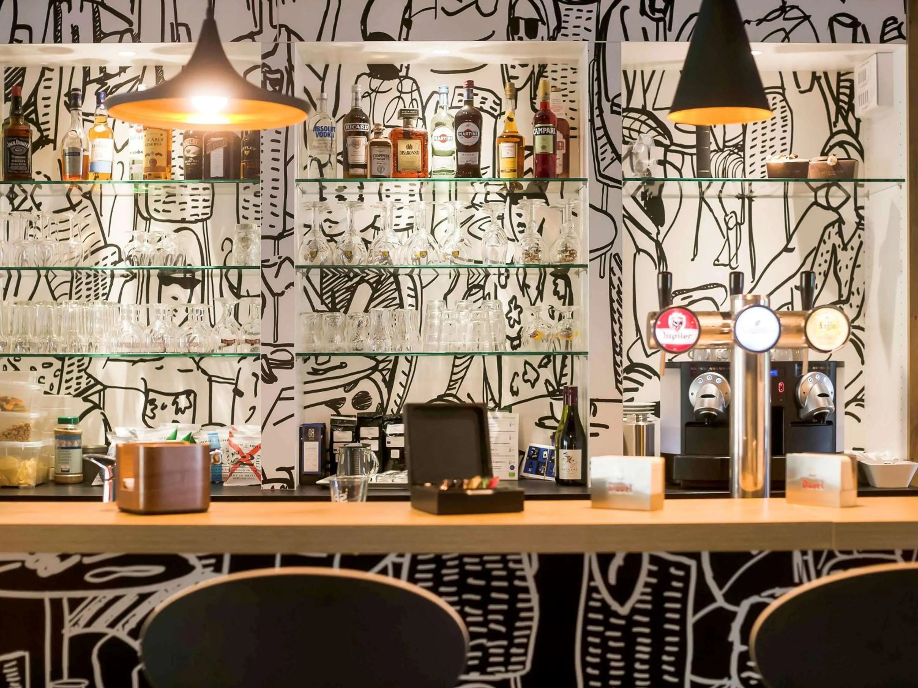 Lounge or bar in Ibis Wavre Brussels East