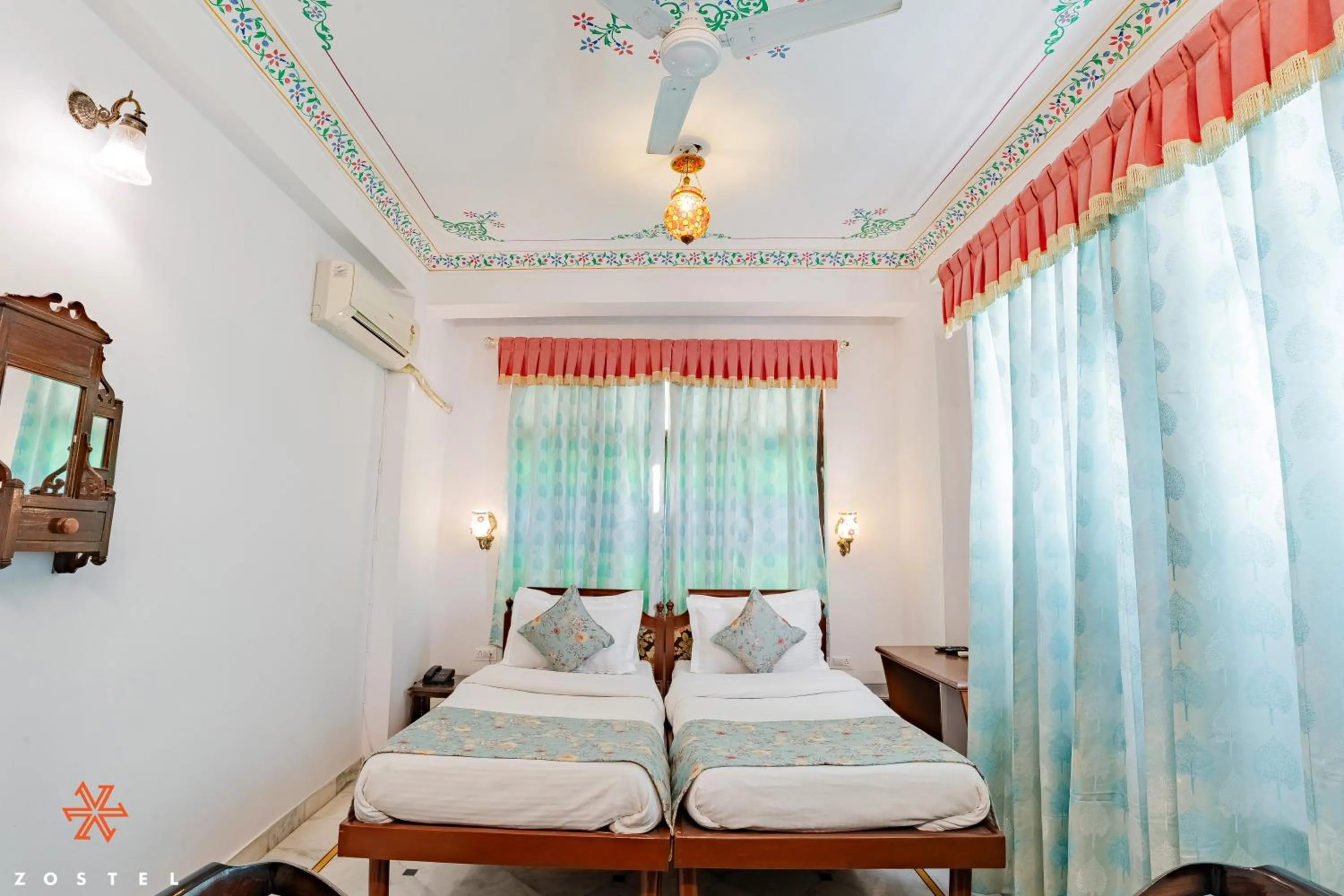 Bed in Zostel Udaipur