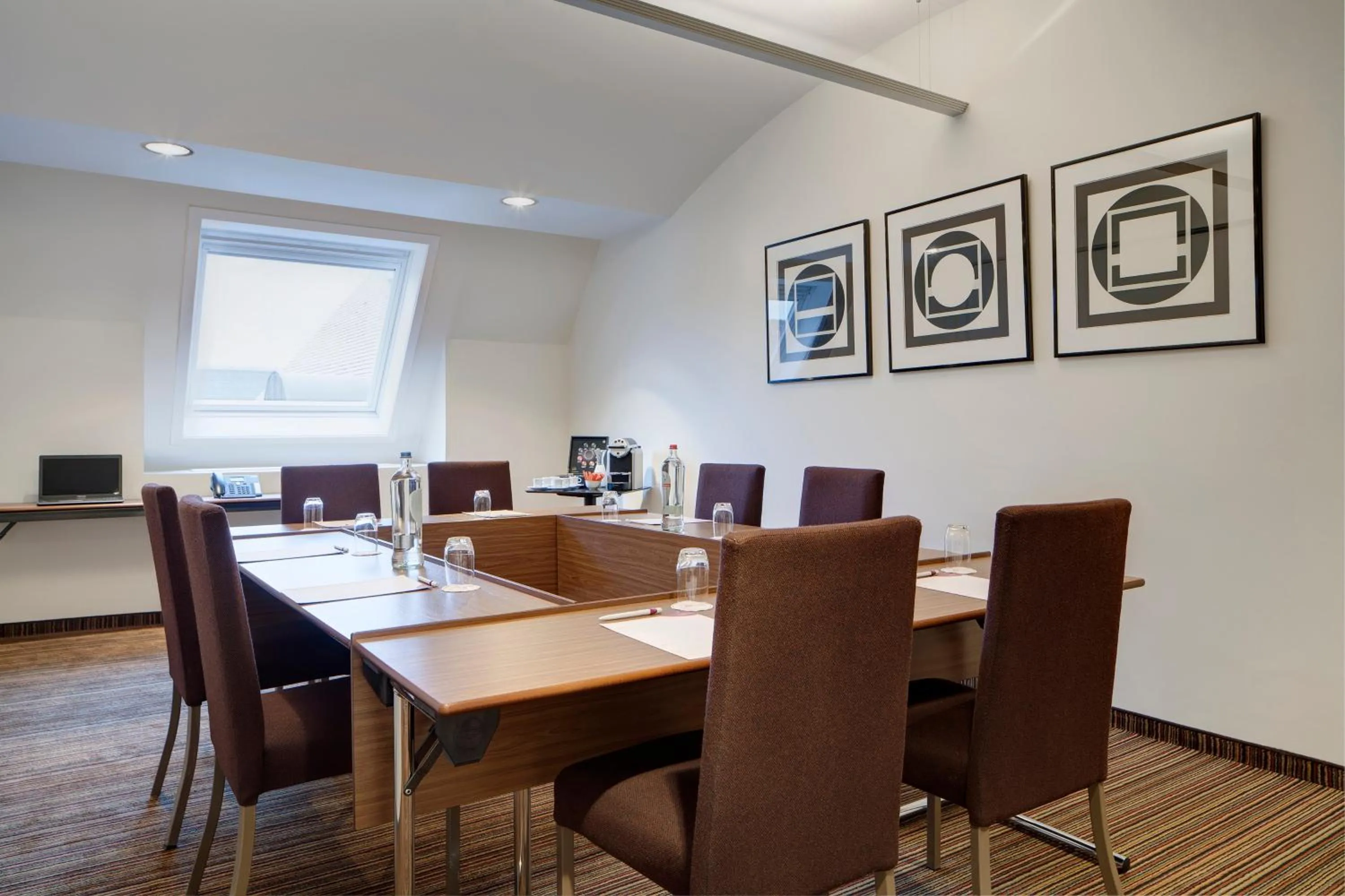 Meeting/conference room in Crowne Plaza Hotel Brugge by IHG