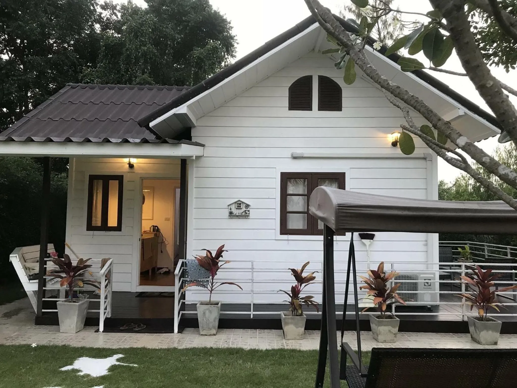 Terrua Main Ten Villa Garden