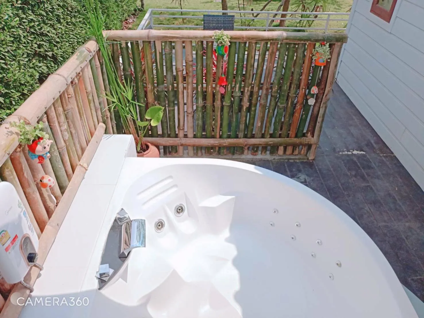 Terrua Main Ten Villa Garden