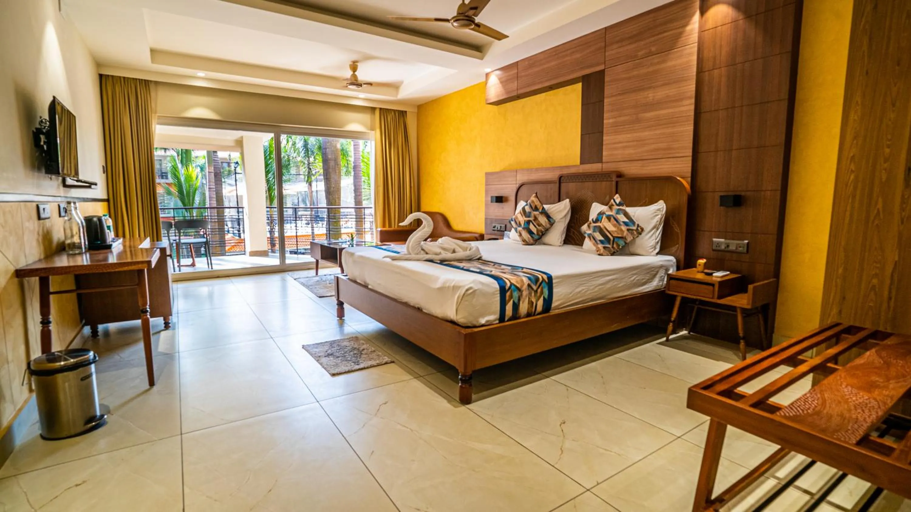 Bed in Hotel Sonar Bangla Tarapith