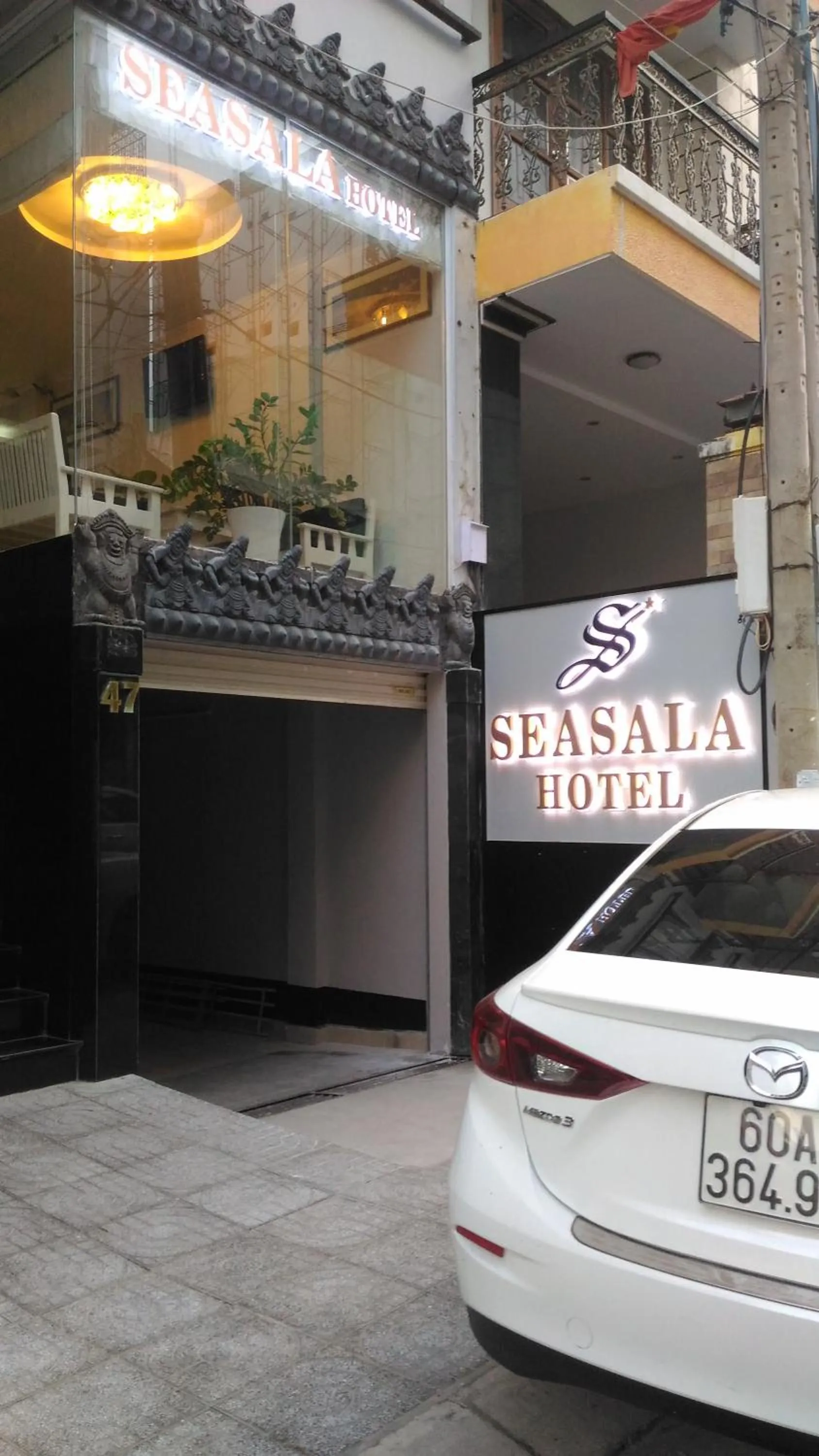 SeaSala Hotel
