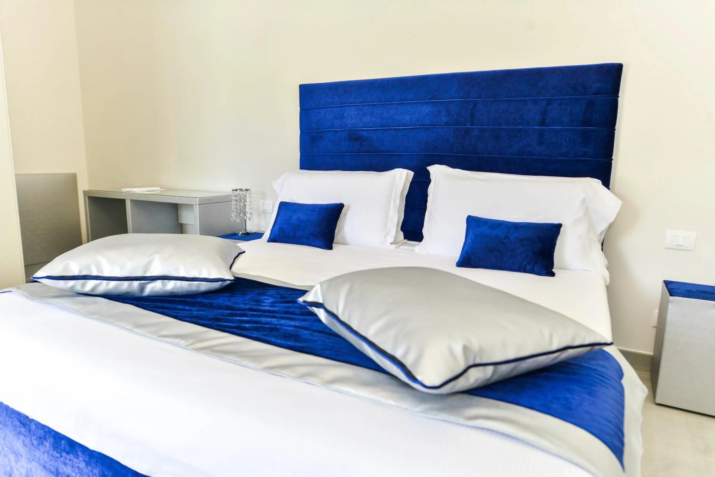 Photo of the whole room, Bed in Agriturismo Borgo Imperiale