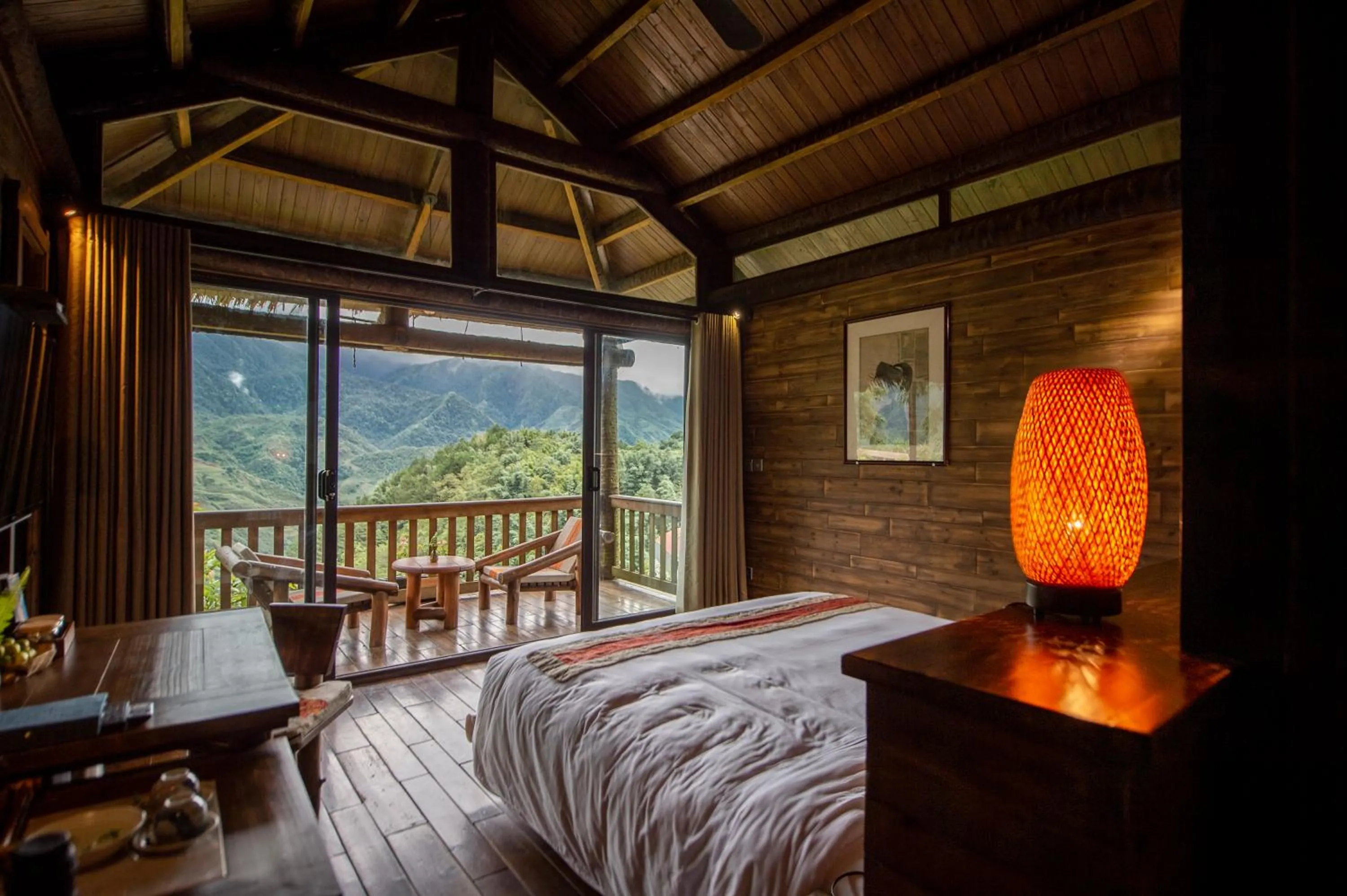 View (from property/room), Bed in Sapa Jade Hill Resort & Spa