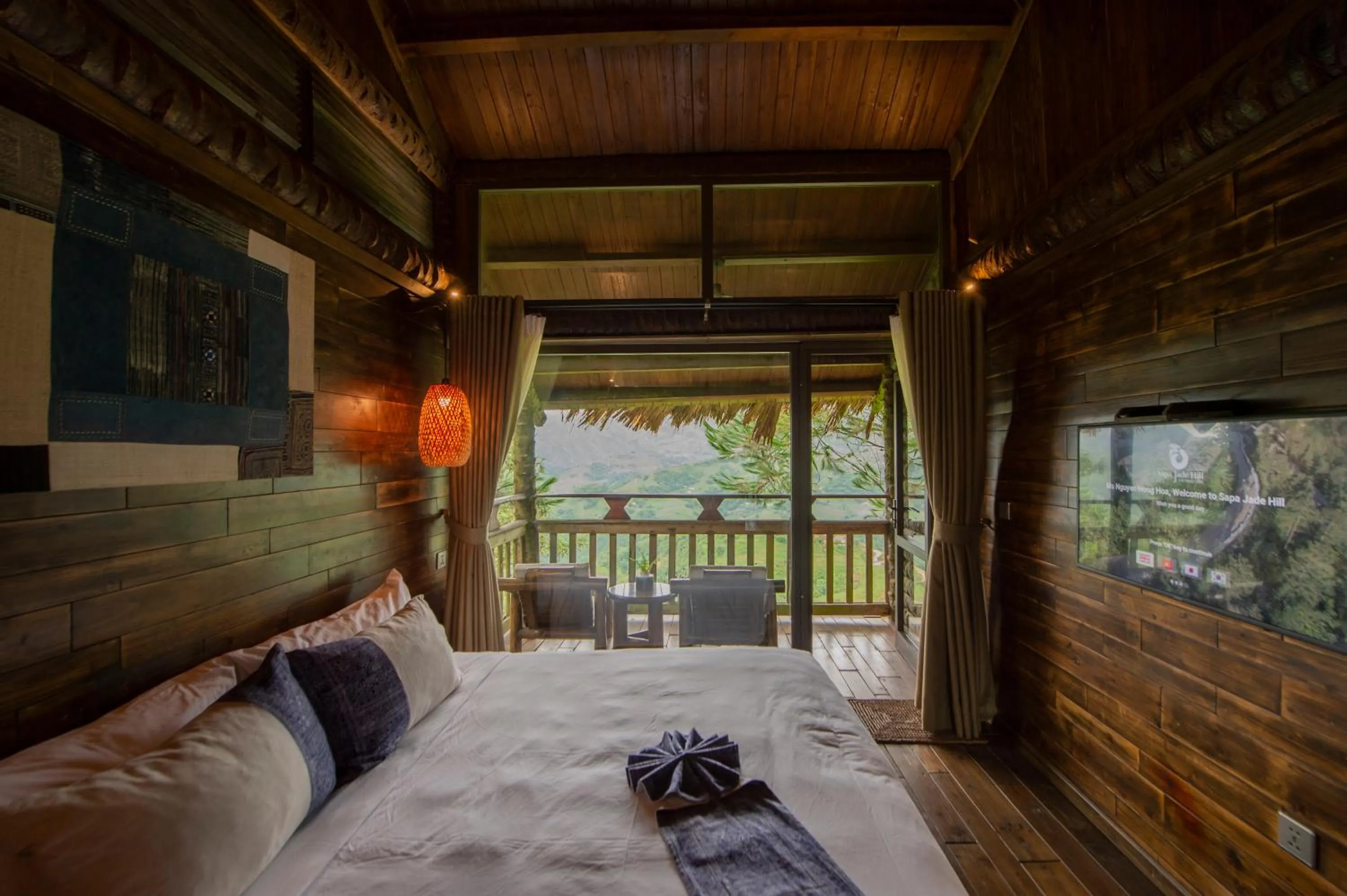 View (from property/room), Bed in Sapa Jade Hill Resort & Spa