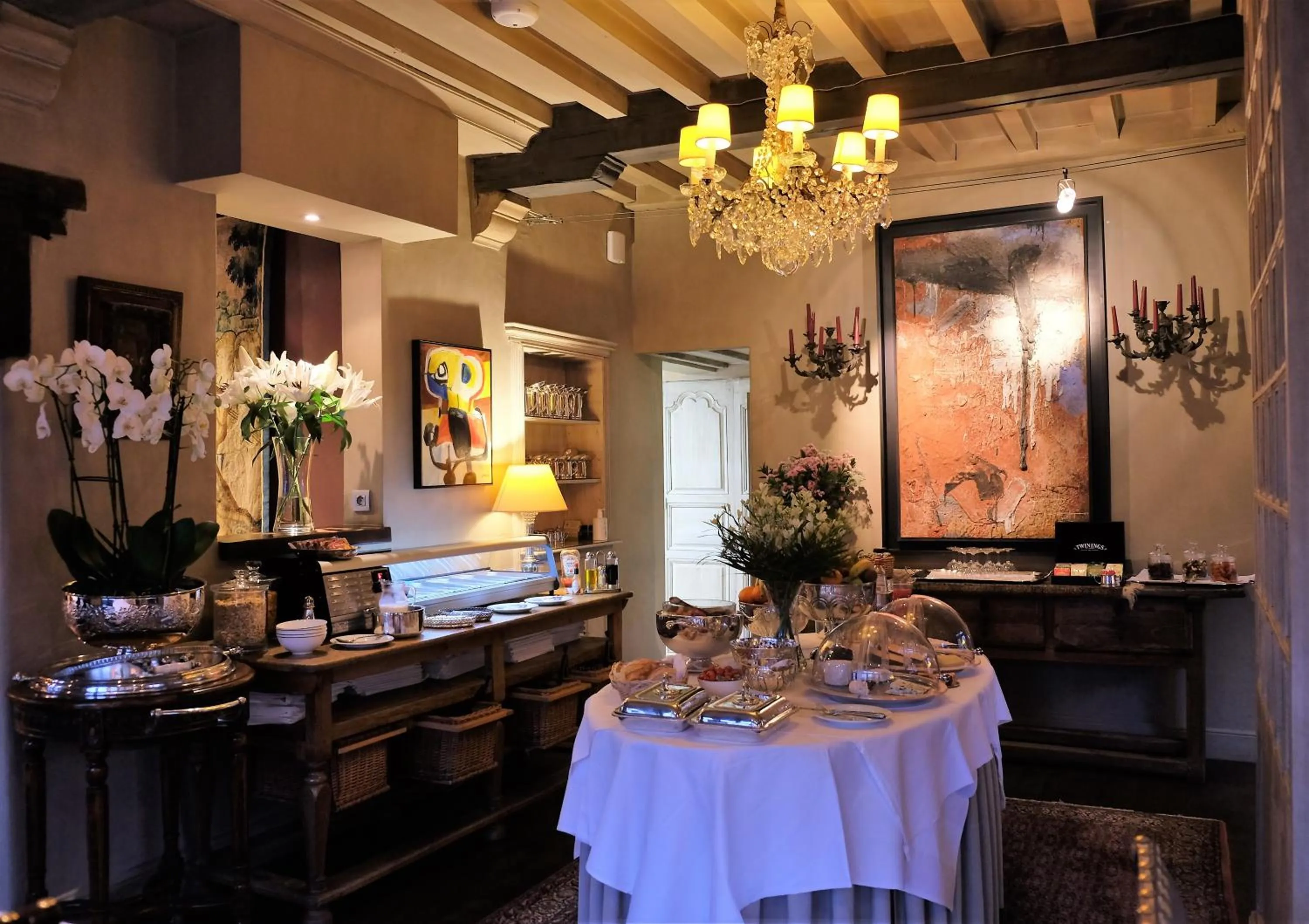 Breakfast in Relais Bourgondisch Cruyce, A Luxe Worldwide Hotel