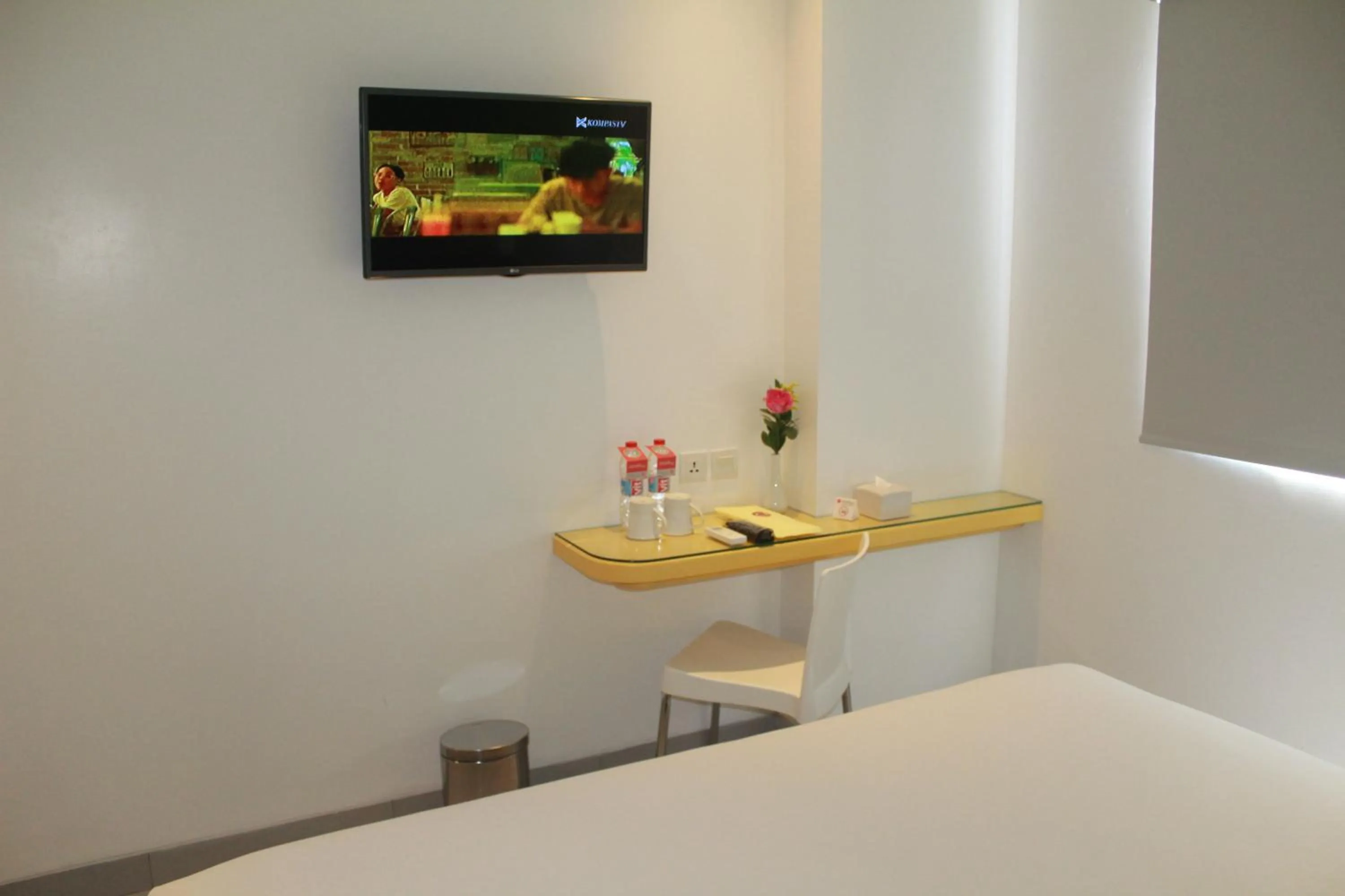 Area and facilities in Amaris Hotel Margorejo Surabaya