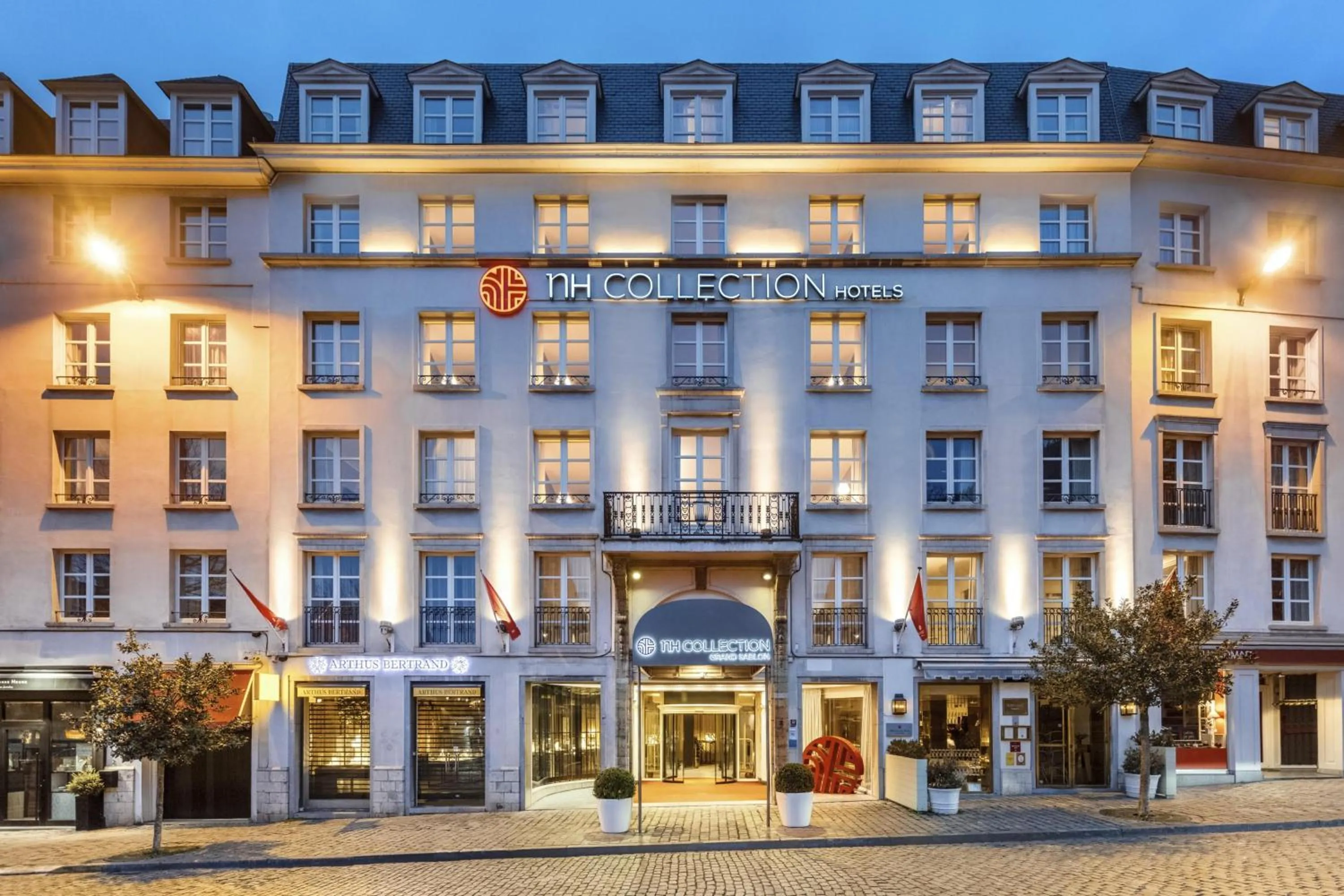 Property building in NH Collection Brussels Grand Sablon