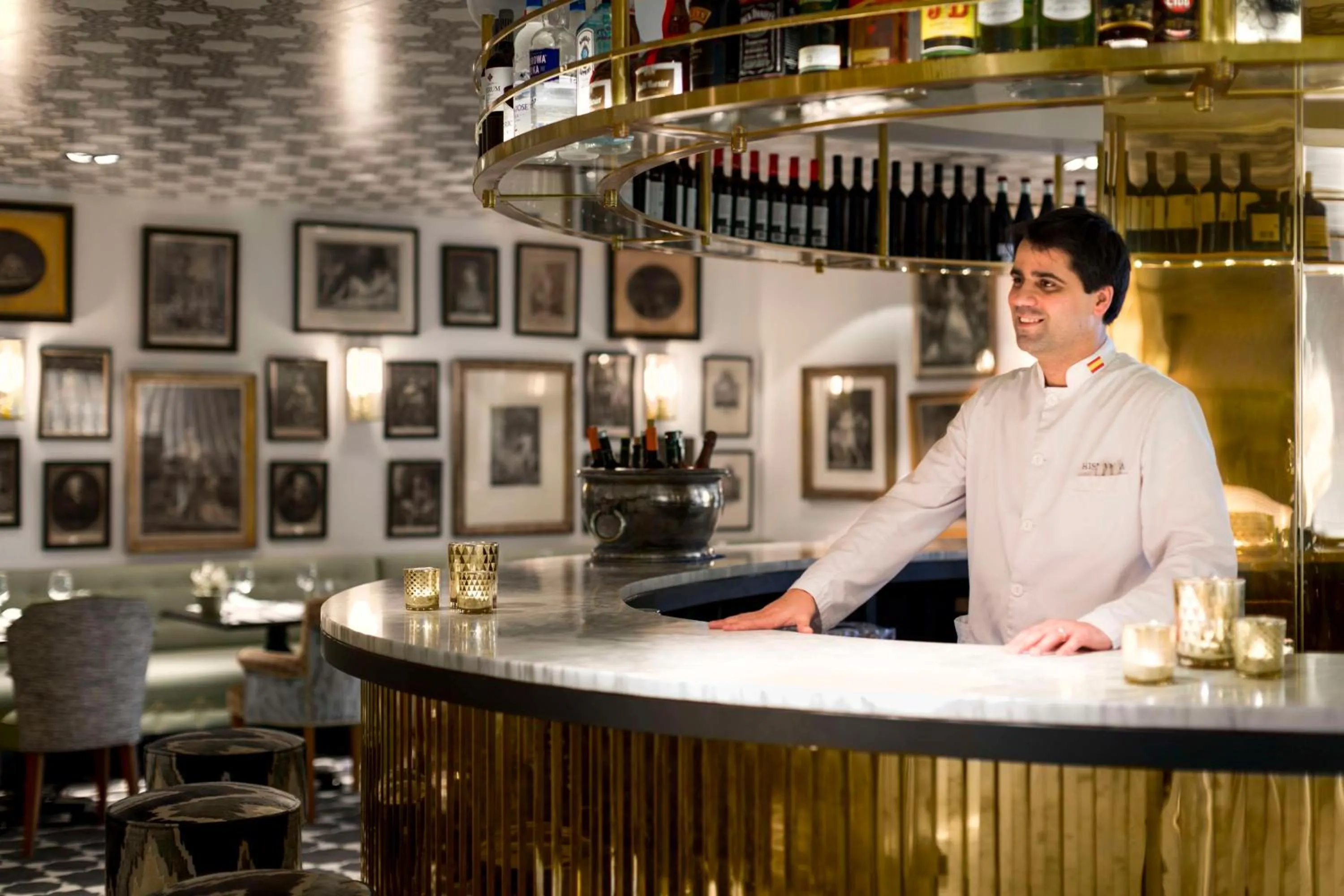 Lounge or bar in NH Collection Brussels Grand Sablon