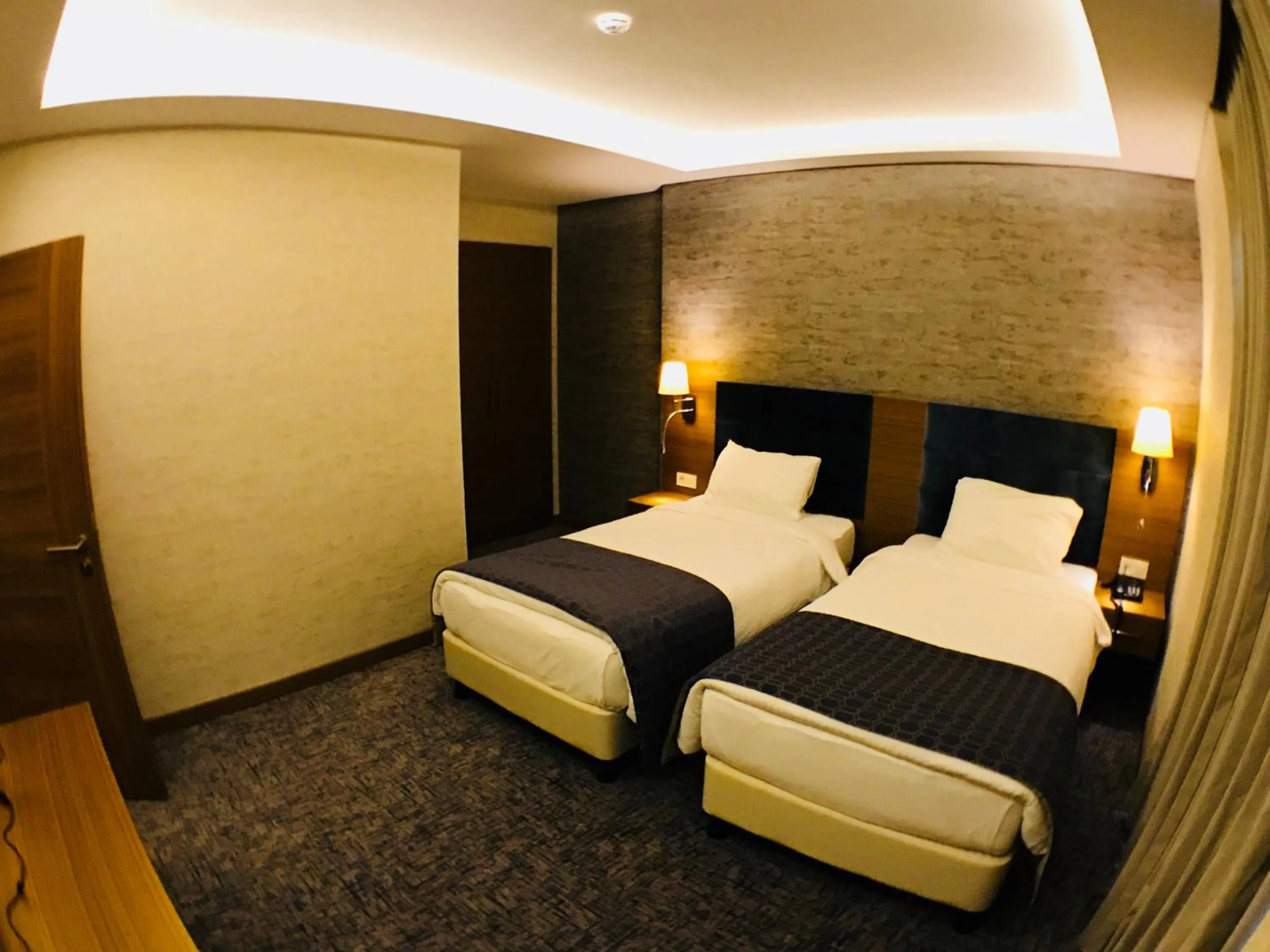 Bedroom, Bed in Garden Zara Hotel