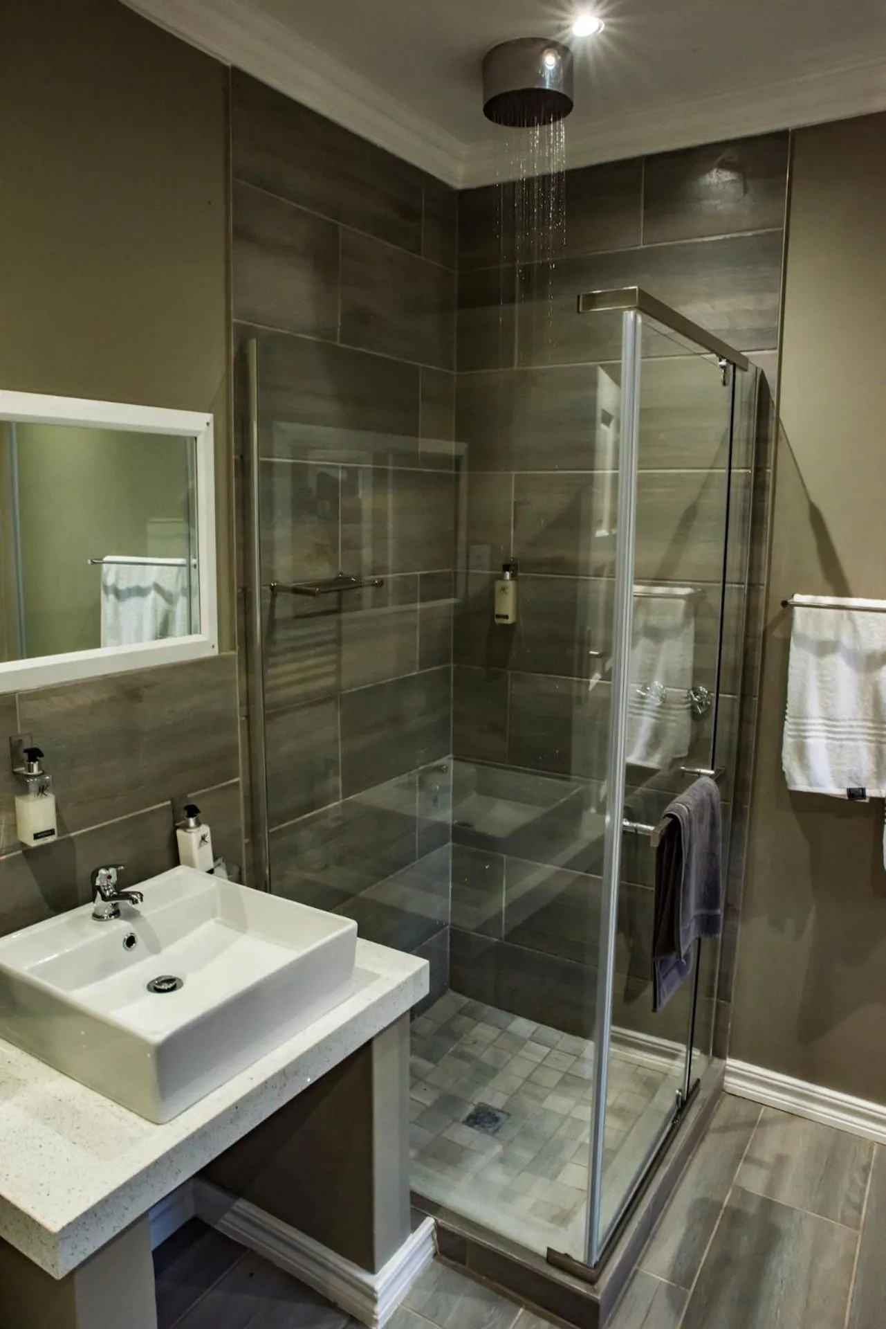 Shower in Vanilla Guesthouse