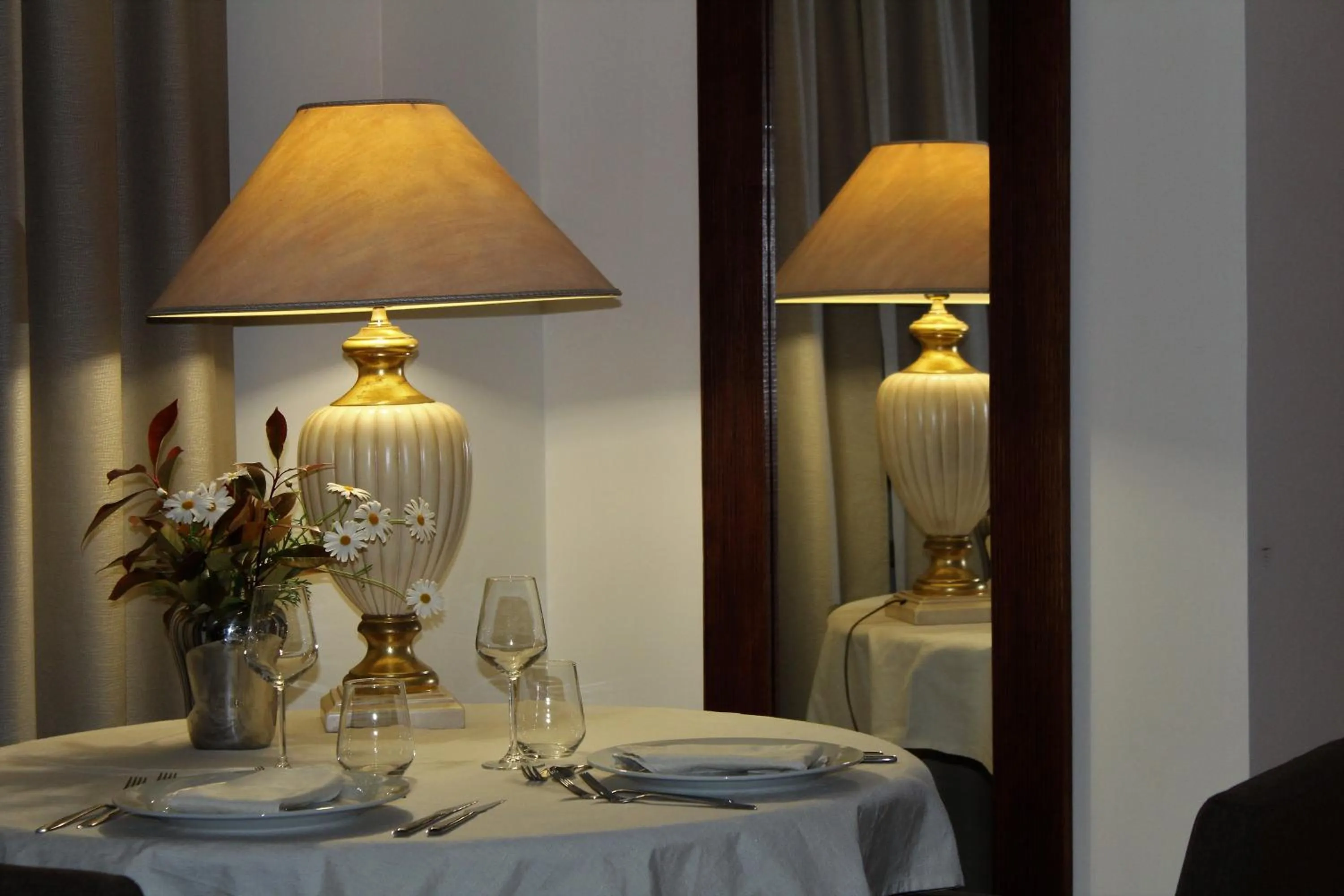 Decorative detail in BBuSS Country Club