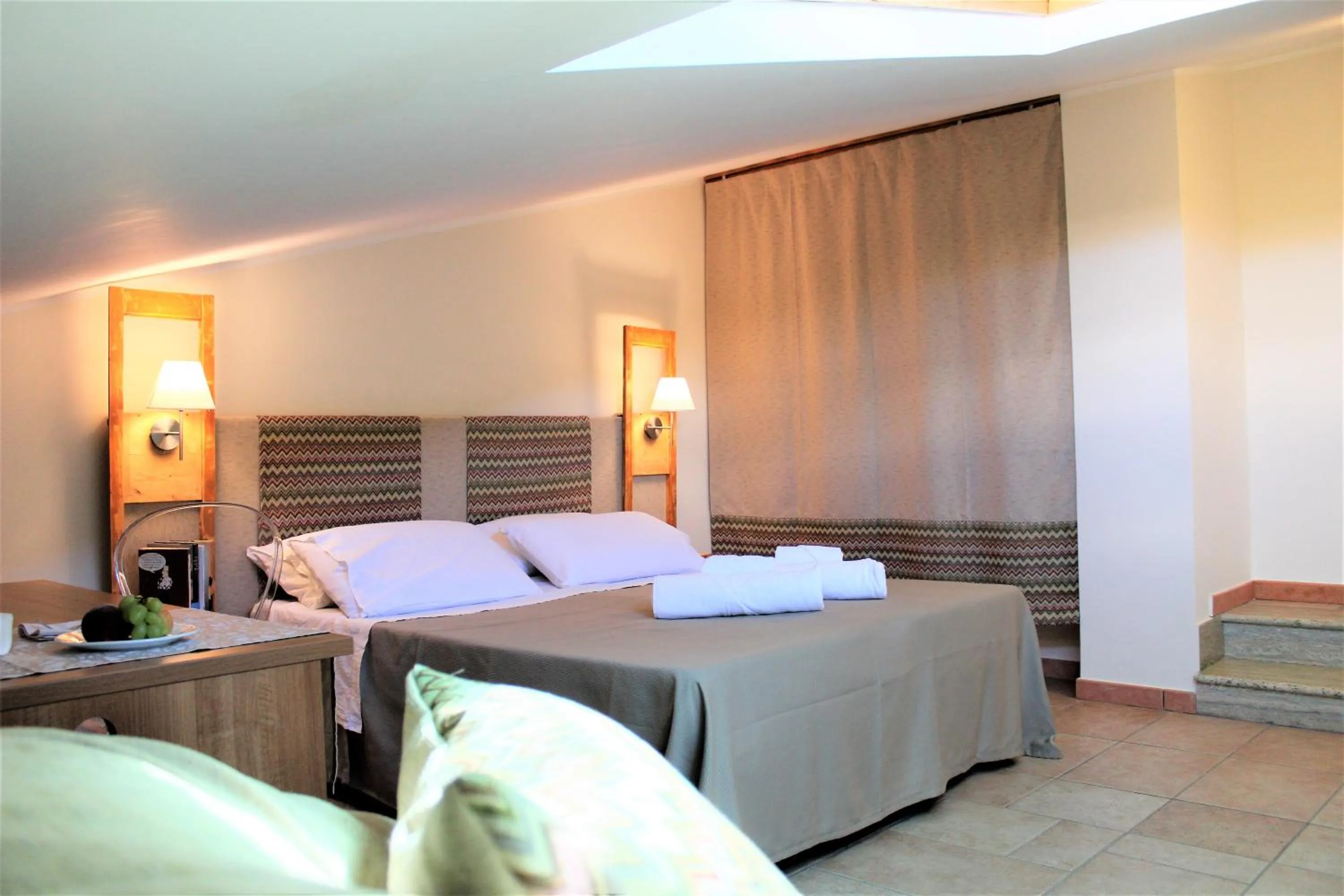 Photo of the whole room, Bed in BBuSS Country Club