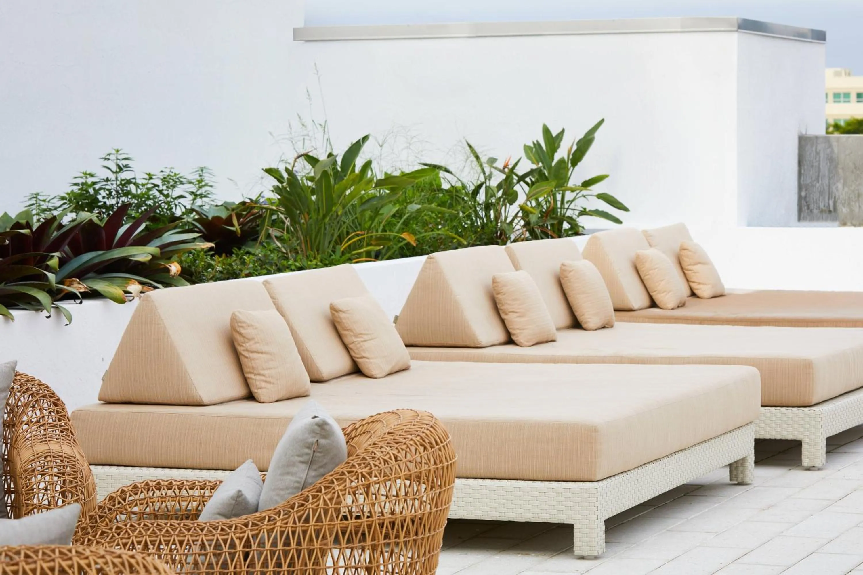 Swimming pool in AC Hotel by Marriott Miami Aventura