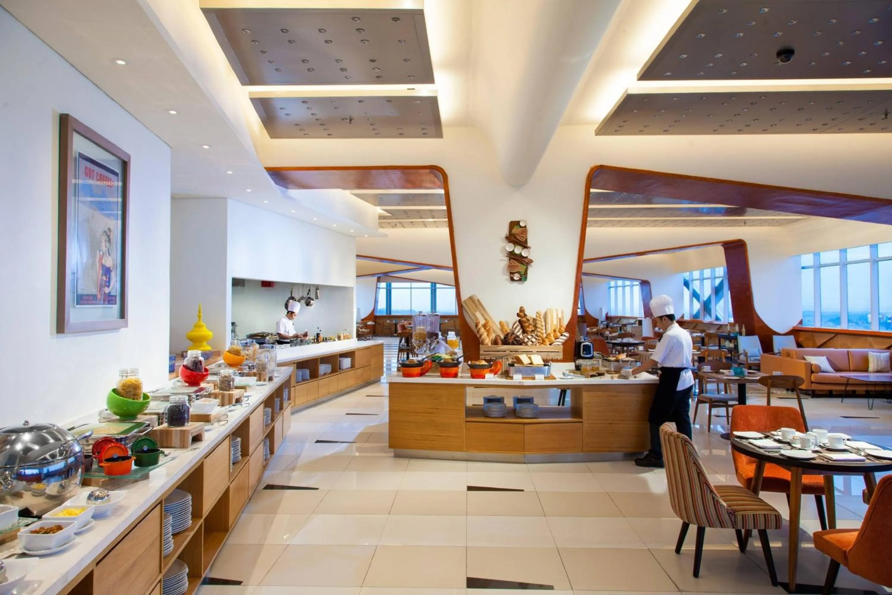 Restaurant/places to eat in Fairfield by Marriott Surabaya