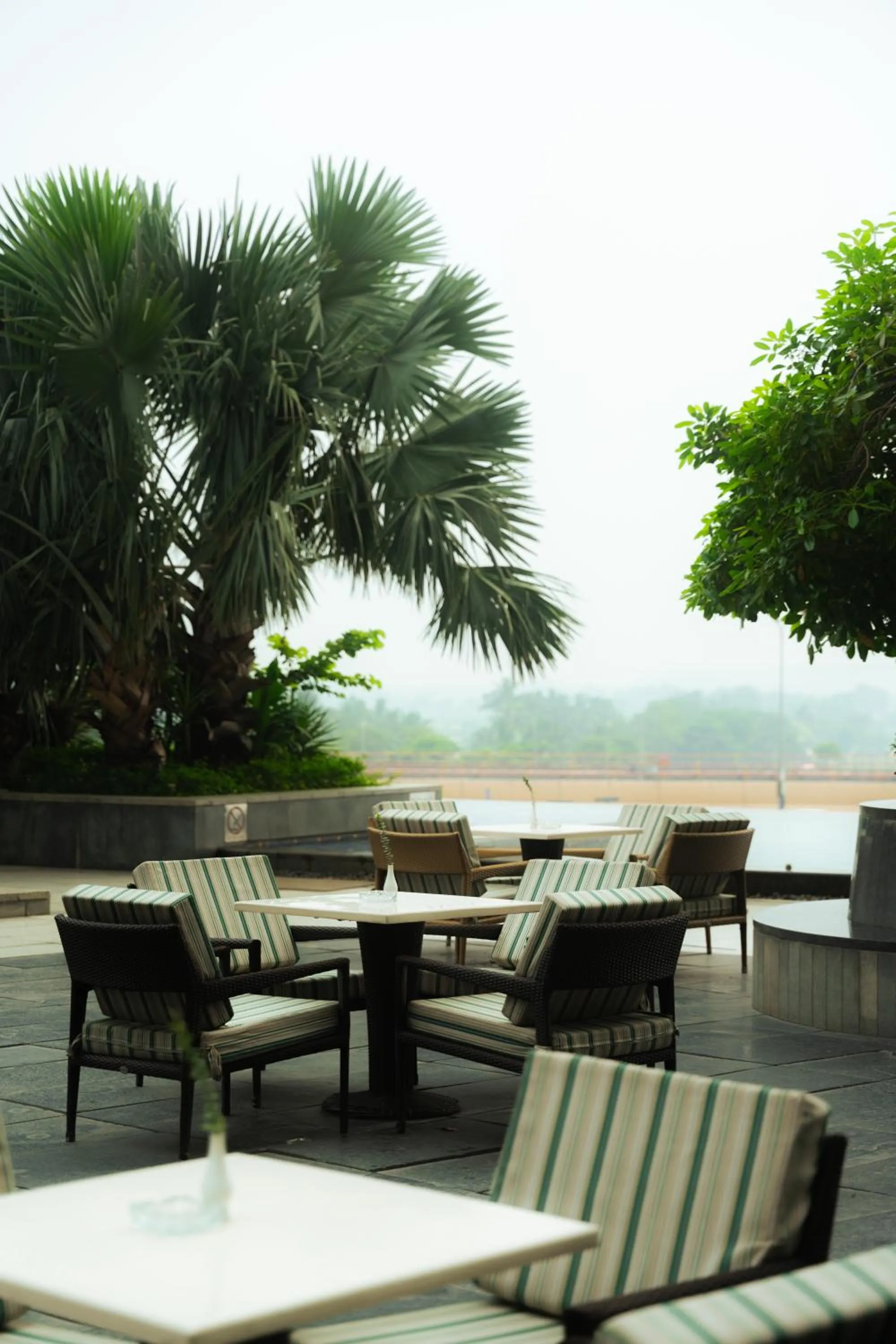 Restaurant/places to eat in JW Marriott Hotel Kolkata