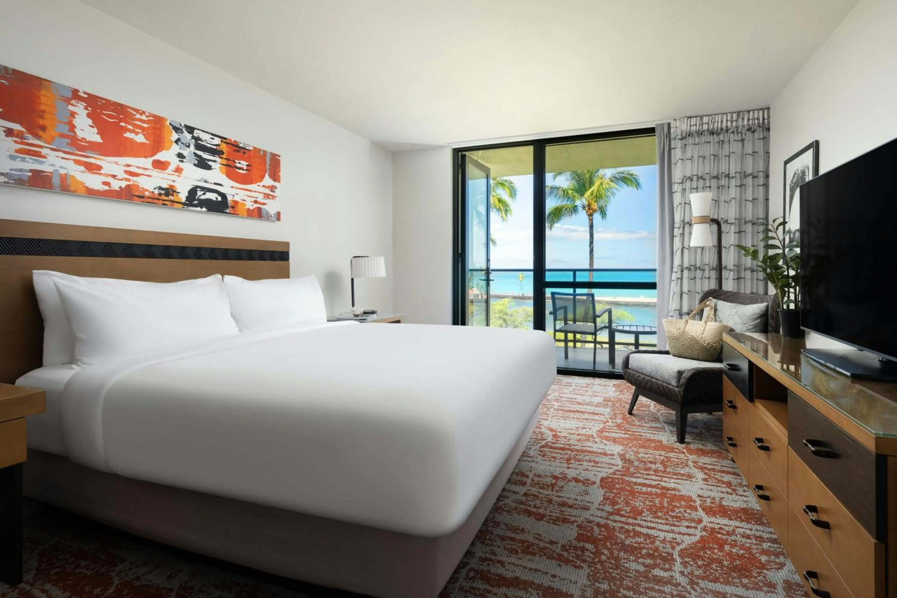 Bedroom, Bed in Marriott’s Waikoloa Ocean Club