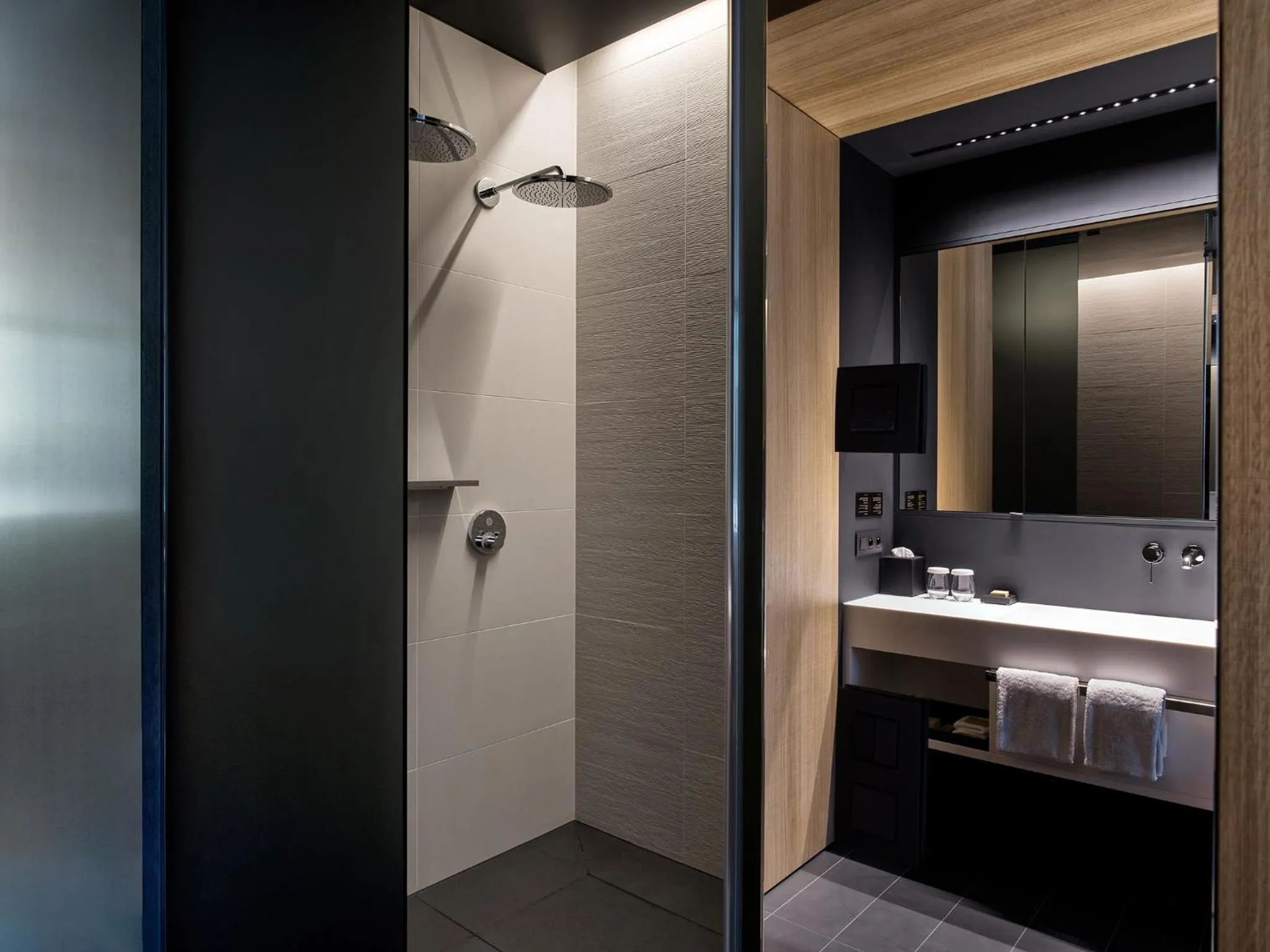 Photo of the whole room in La Butte aux Bois a Small Luxury Hotel of the World