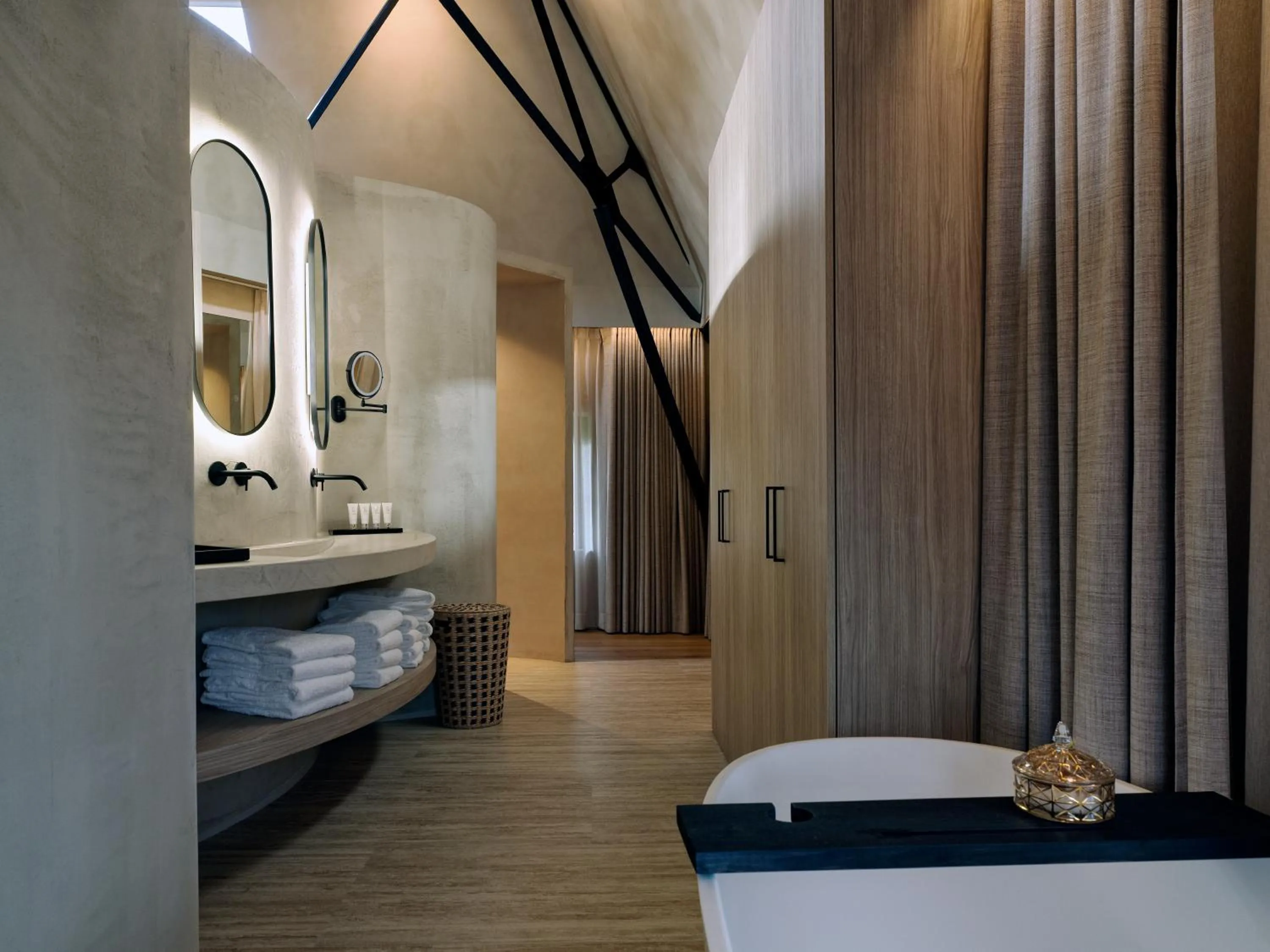 Bathroom in La Butte aux Bois a Small Luxury Hotel of the World