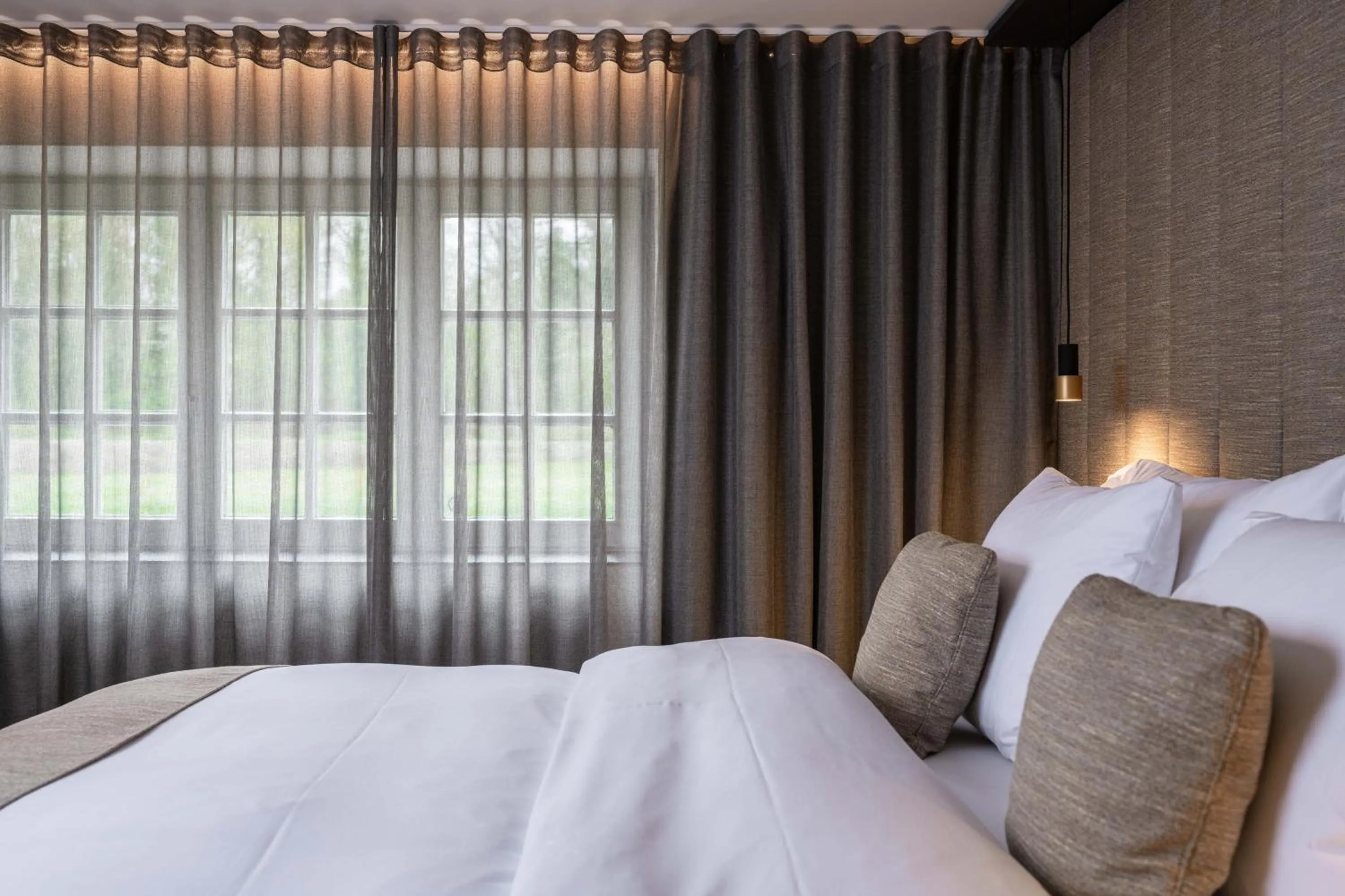 Bedroom, Bed in La Butte aux Bois a Small Luxury Hotel of the World