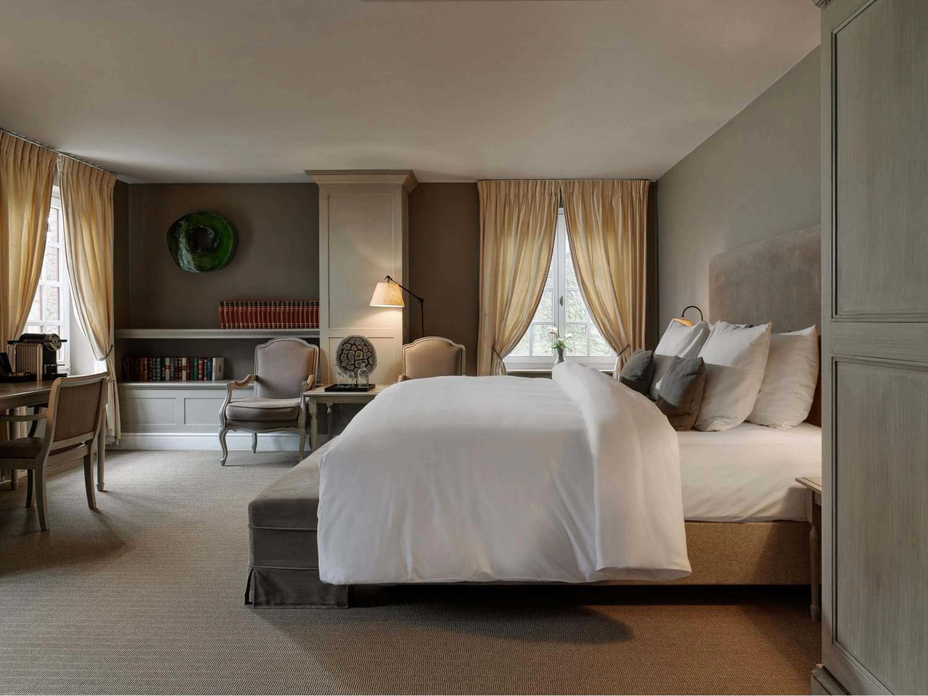 Bed in La Butte aux Bois a Small Luxury Hotel of the World