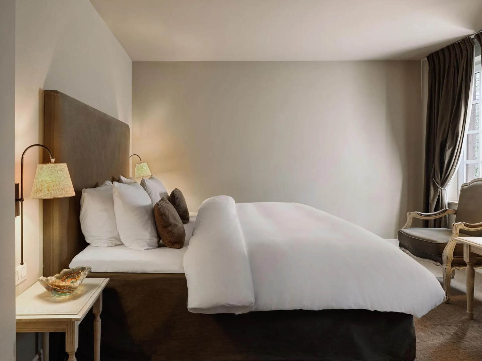 Bedroom, Bed in La Butte aux Bois a Small Luxury Hotel of the World