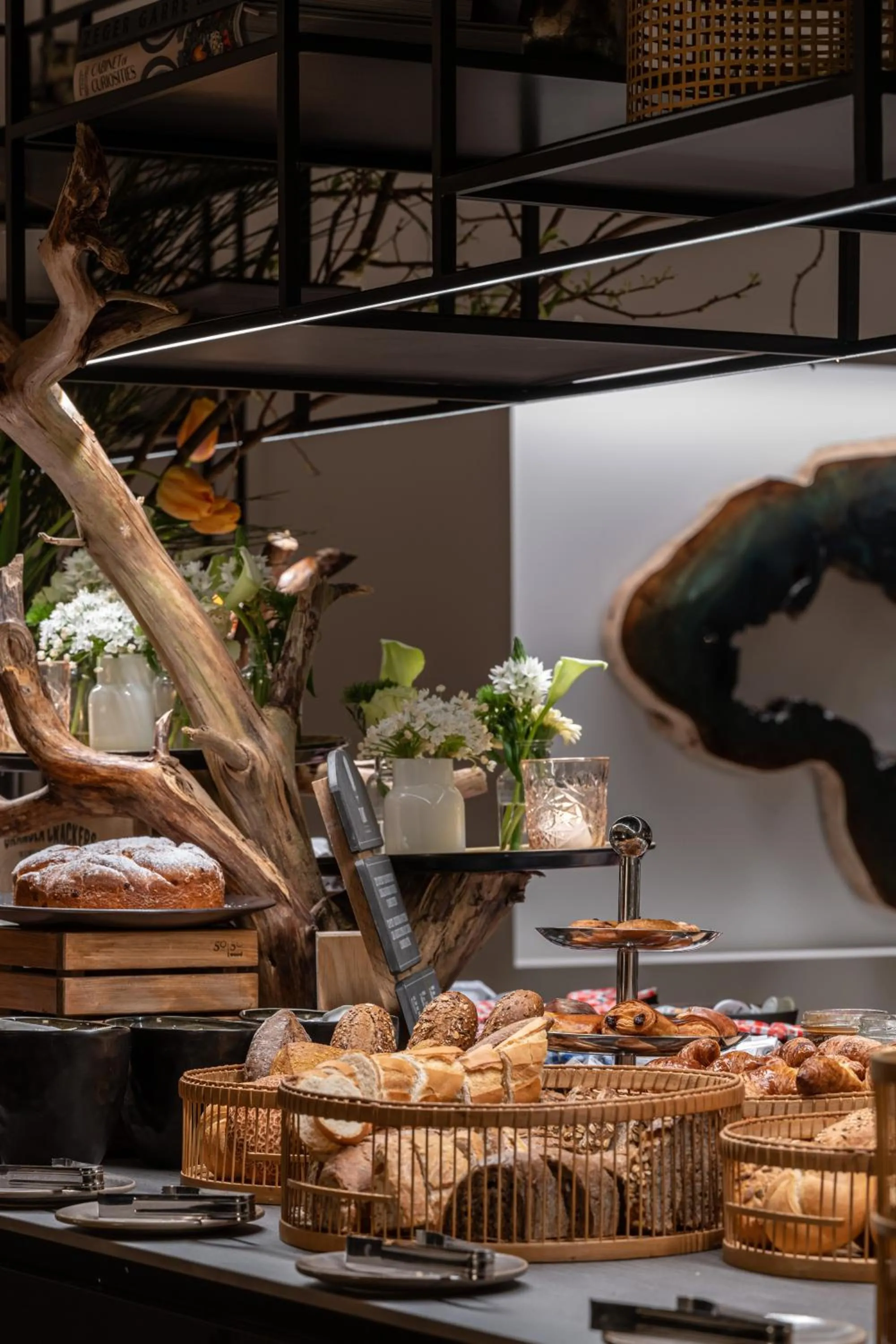 Breakfast in La Butte aux Bois a Small Luxury Hotel of the World