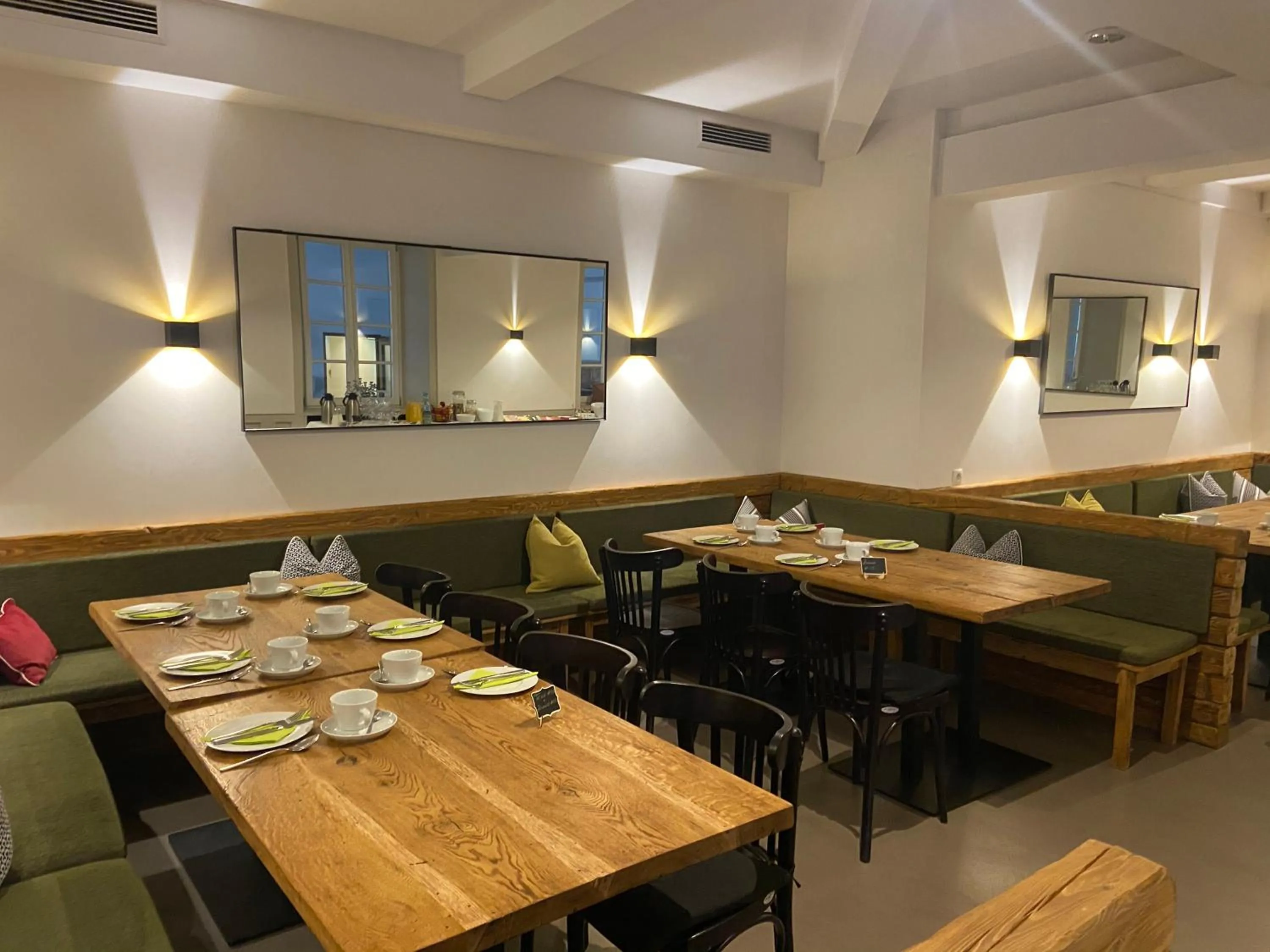 Breakfast in Hotel Restaurant Goldenes Ross