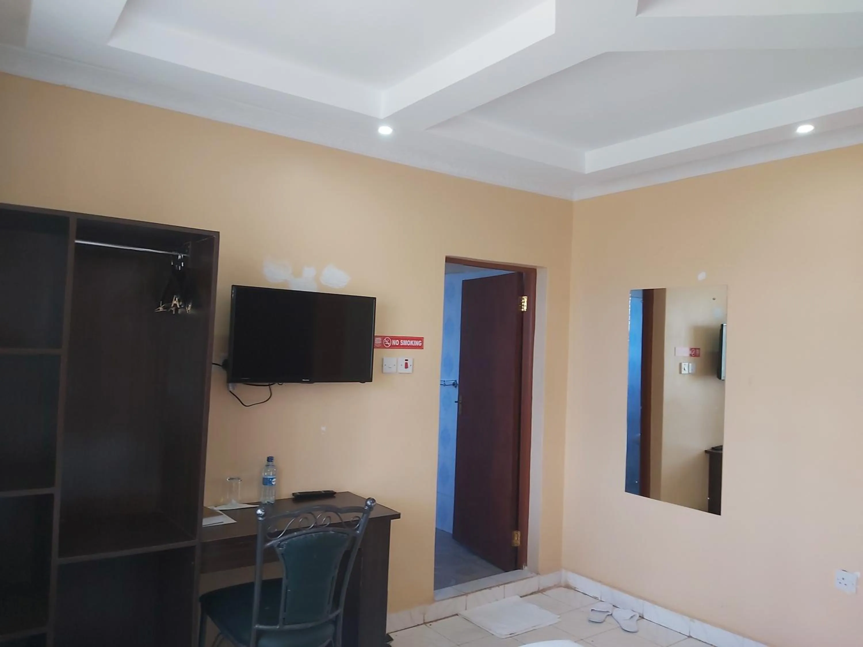 TV and multimedia in Sahara Gardens Bomet