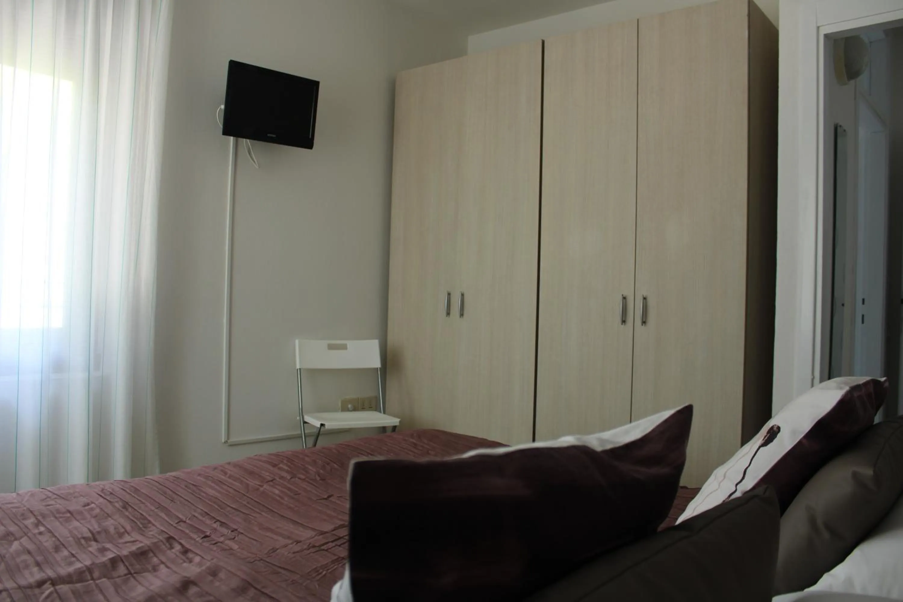 Bedroom, Bed in Residence Royal House